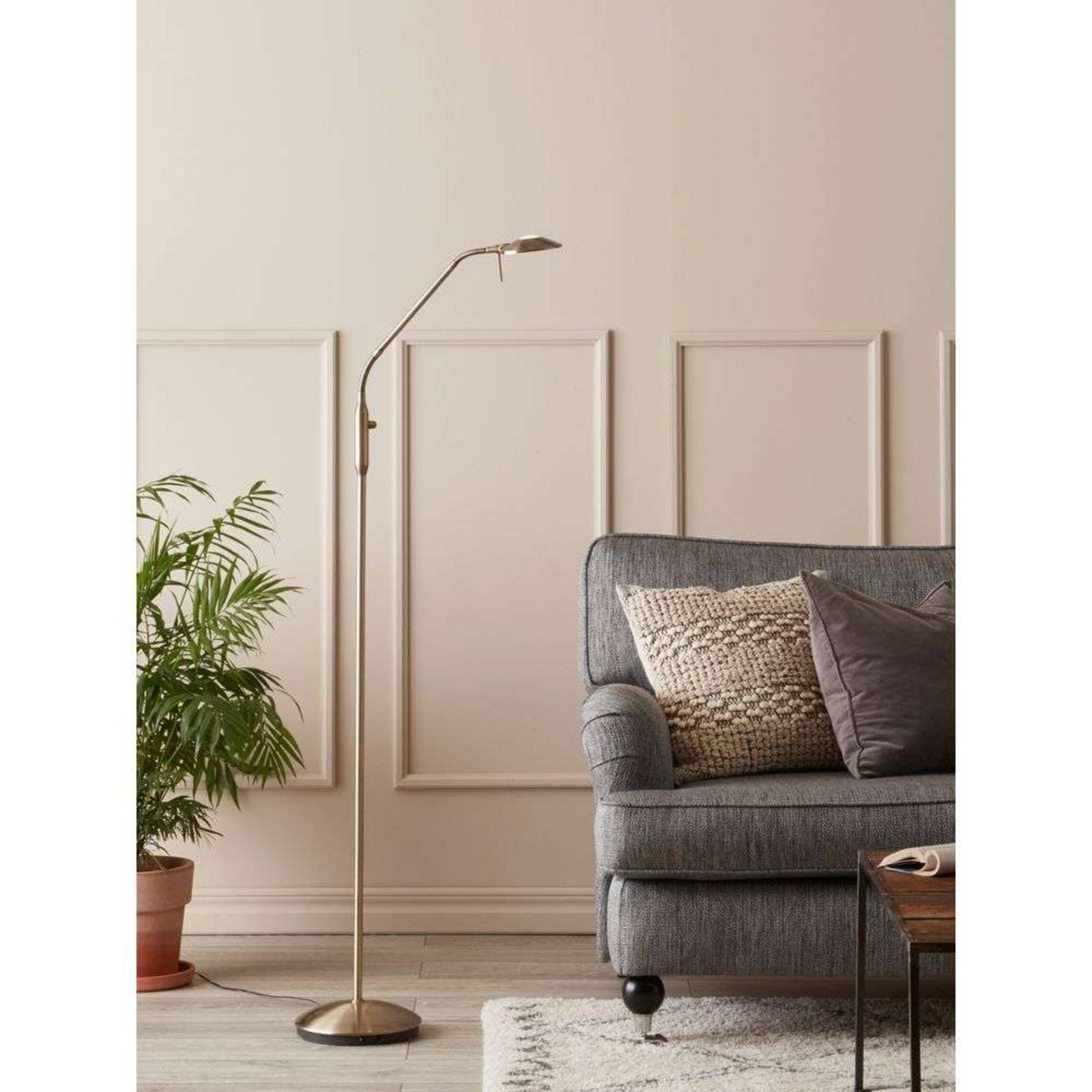 Hudson Floor Lamp Antique - Markslöjd