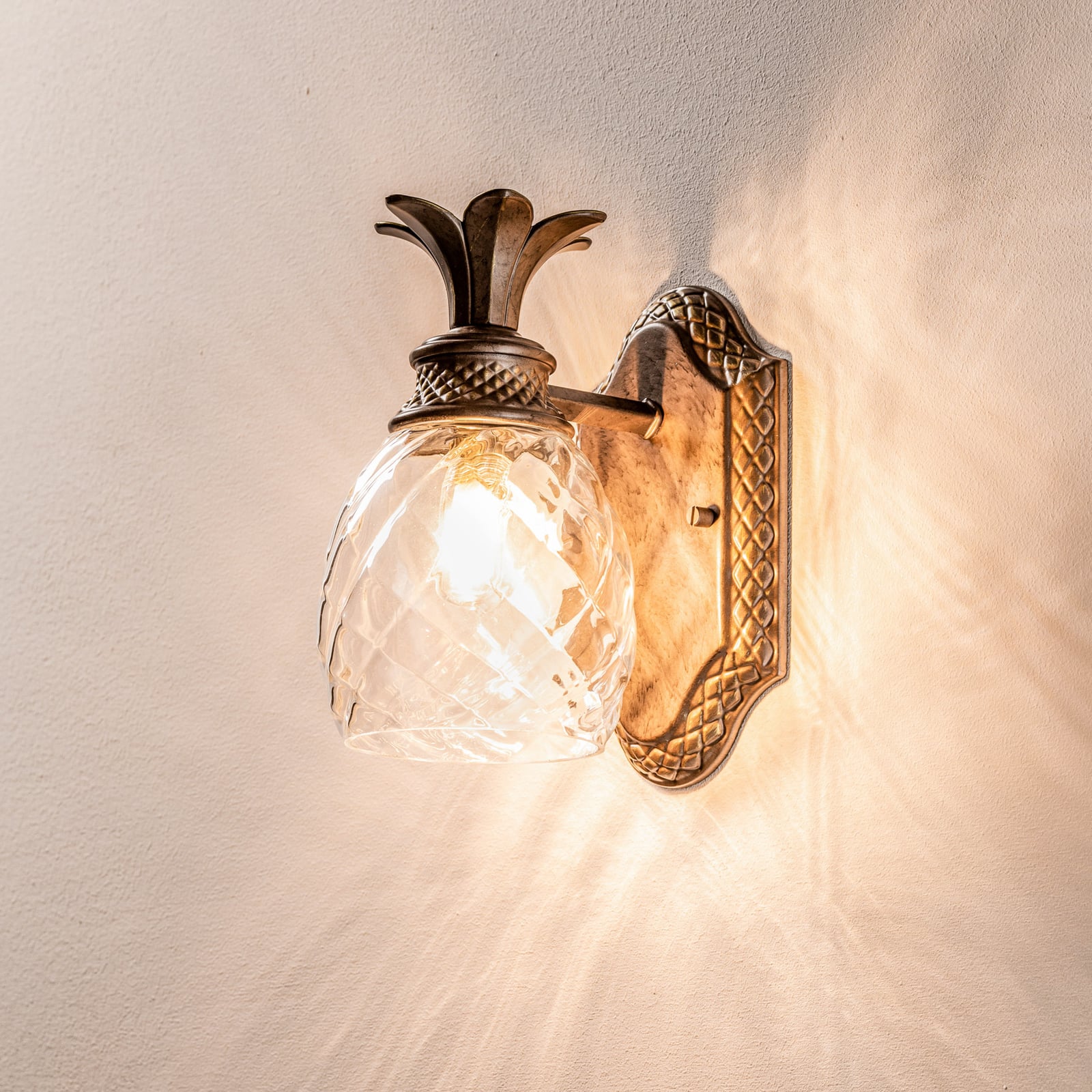 Plantation LED-væglampe, bronze, 22 cm, IP44 – Elstead Plantation LED-væglampe, bronze, 22 cm, IP44 – Elstead