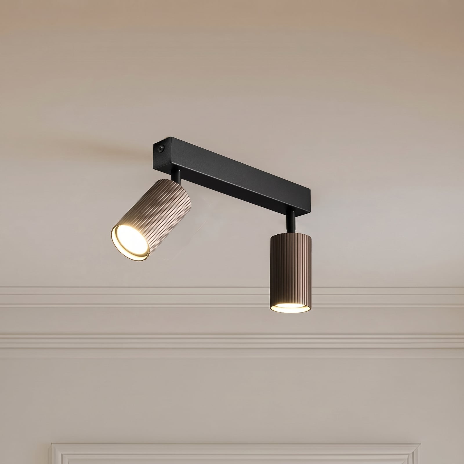 Faretto da soffitto Tune, a 2 luci, marrone, metallo, lunghezza 44 cm