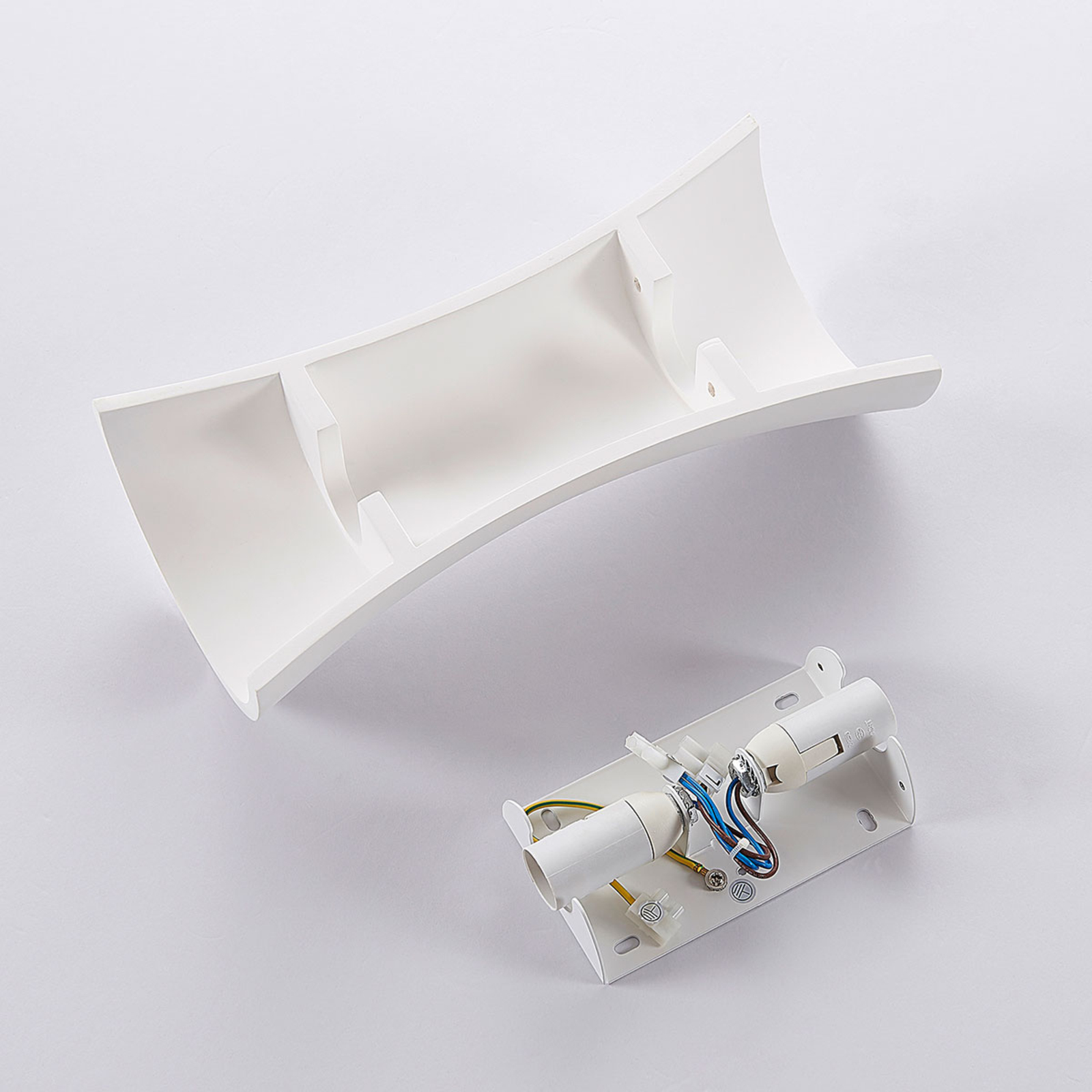 Bílé sádrové nástěnné světlo Edon, konkávní, 30 cm