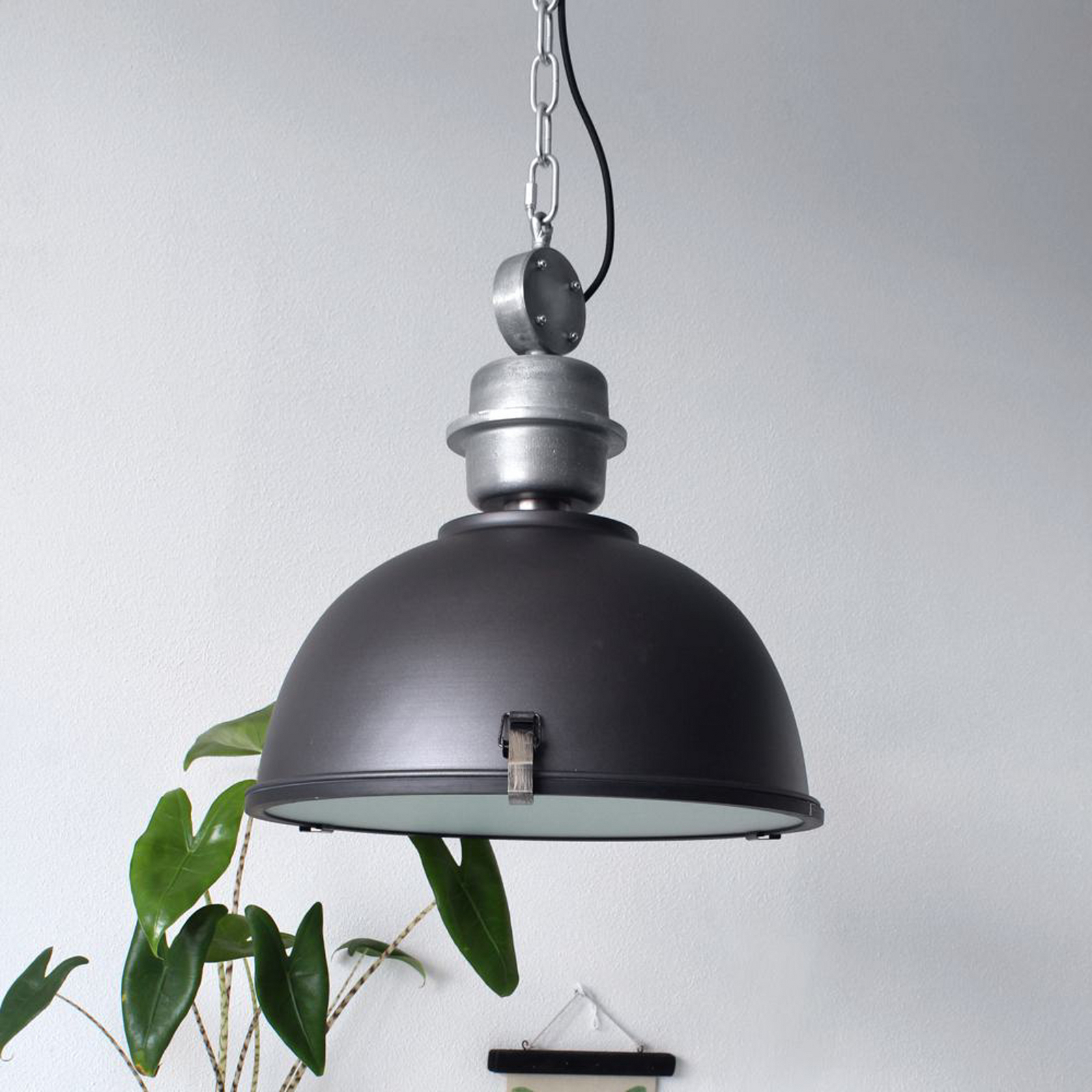 Lámpara colgante Bikkel, Ø 42 cm, negra, metal, cristal, E27
