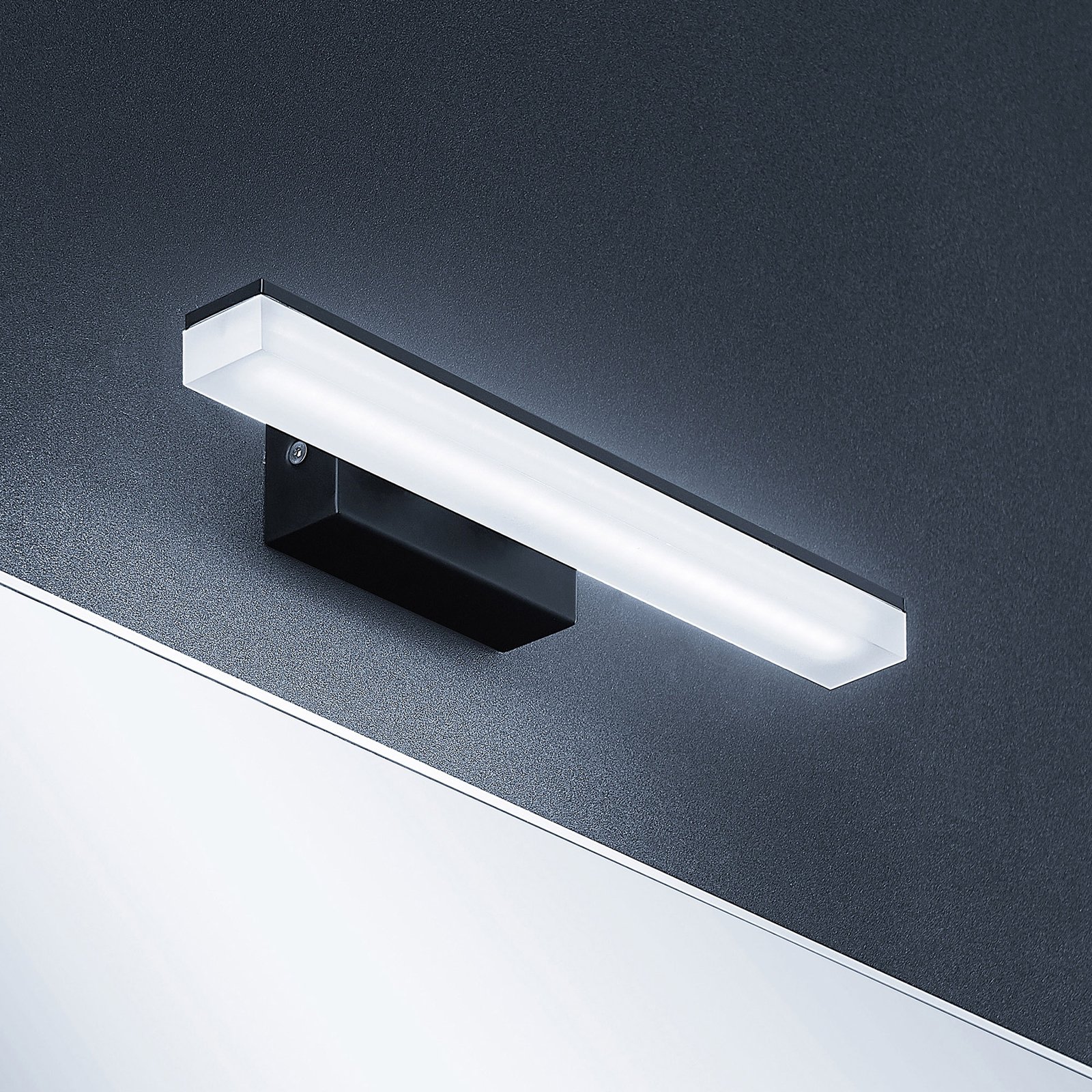 Lisana LEDAplique de Pared IP44 L32 Black - Lucande