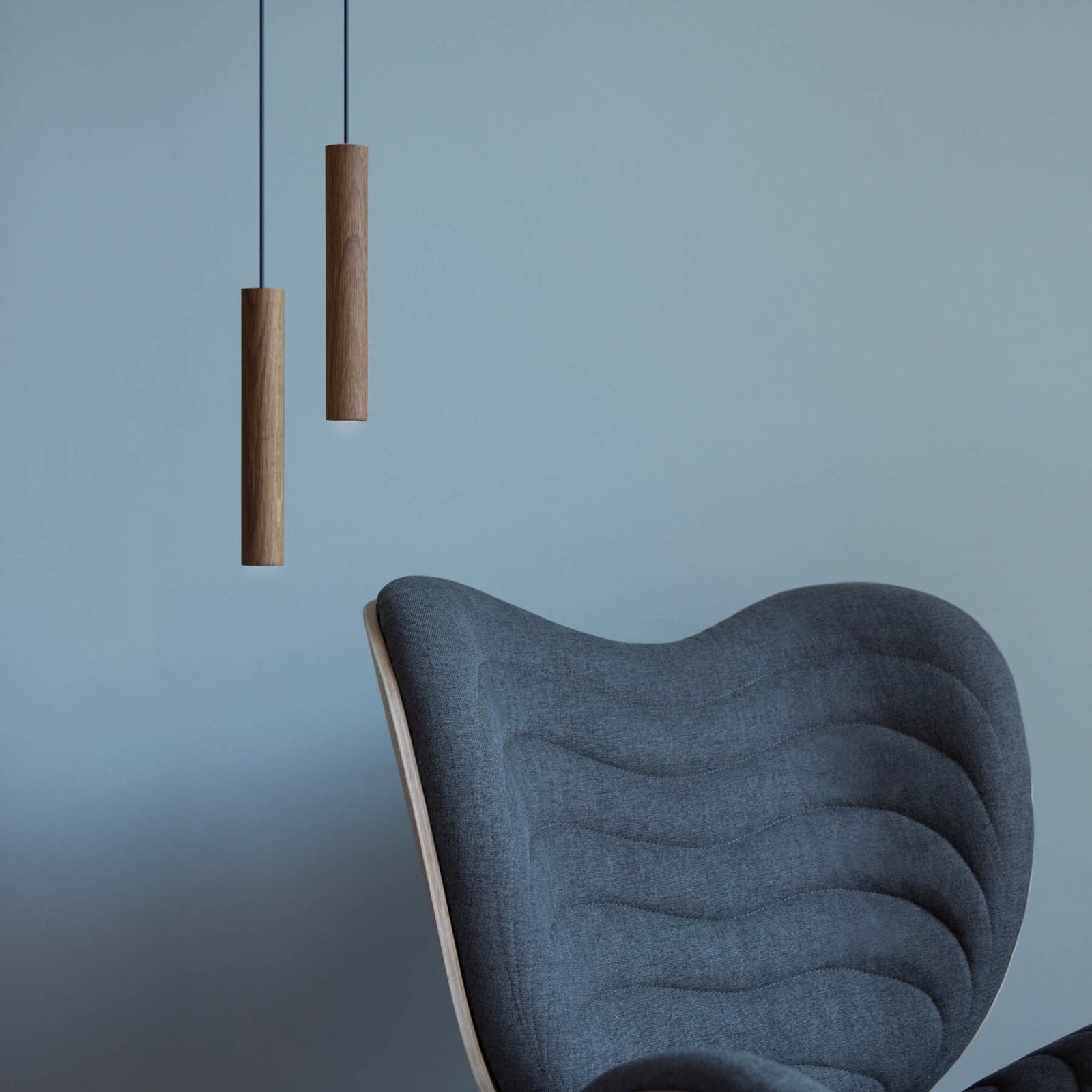 Chimes Tall Dark Oak - UMAGE