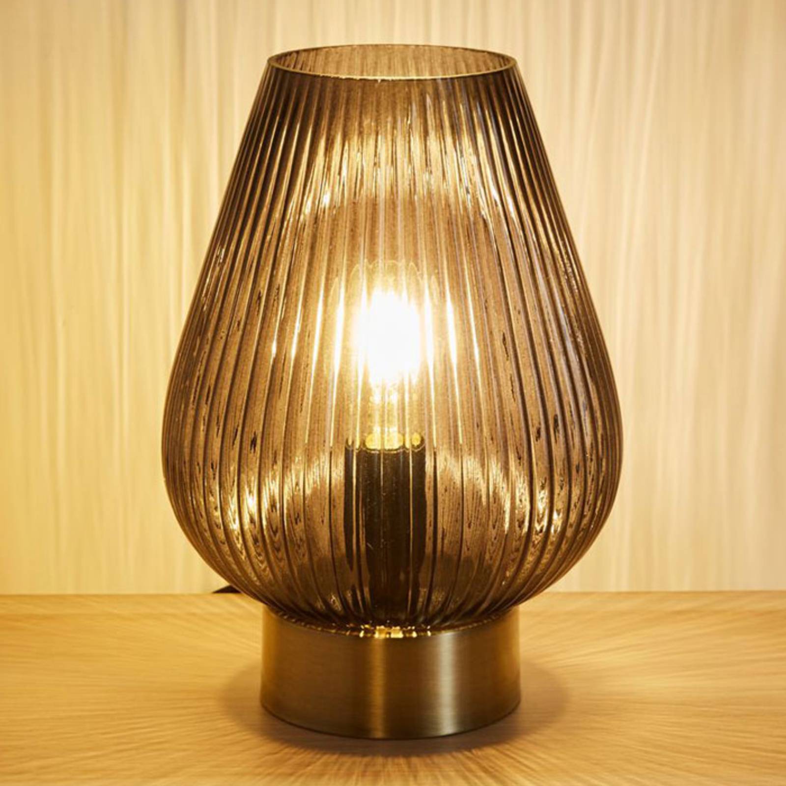 E-shop Pauleen Crystal Gloom stolná lampa zo skla