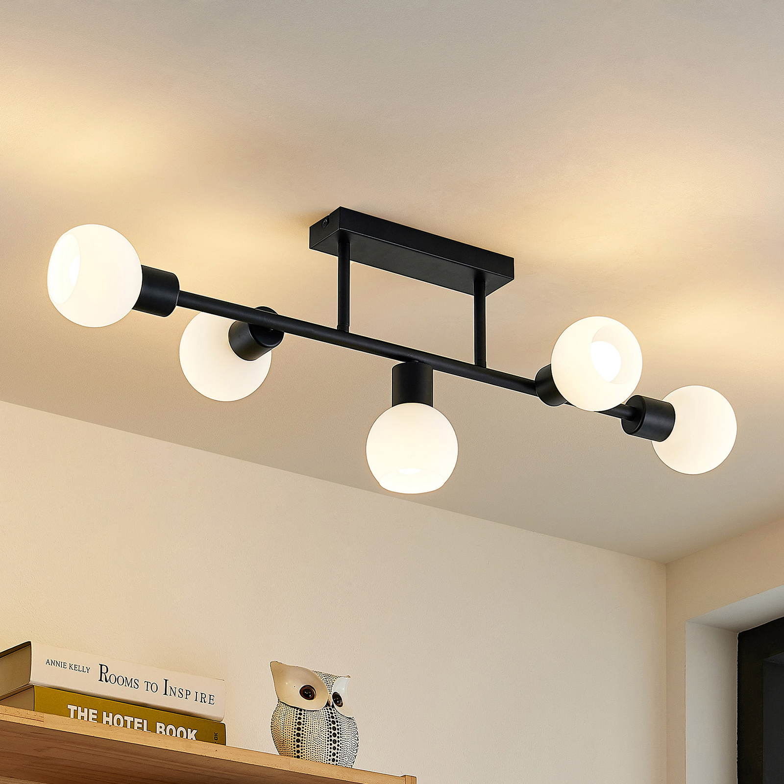 Lindby Biscala Deckenlampe 5fl. schwarz/opal