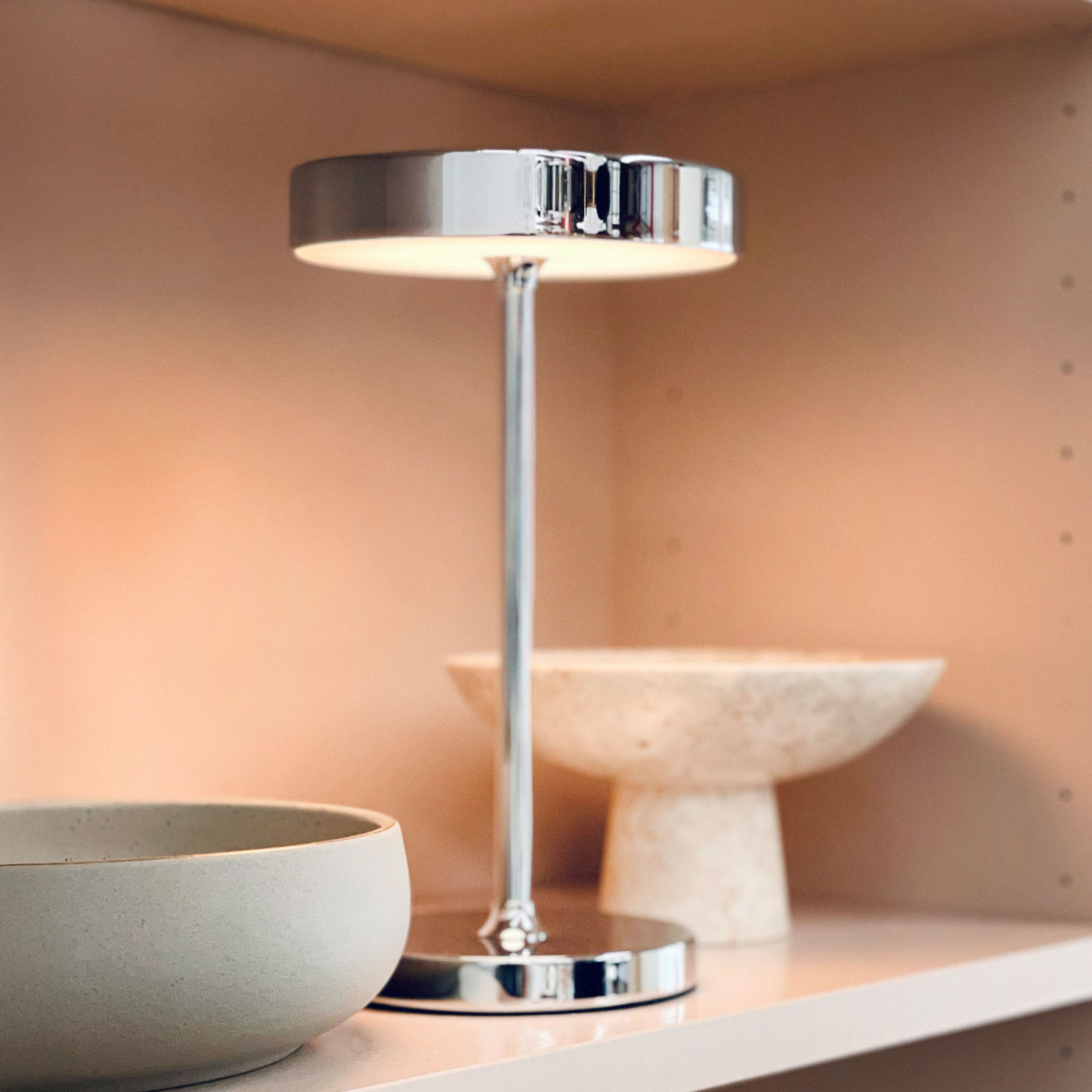 Dyberg Larsen LED-Akku-Tischlampe Starlight, chrom, Metall