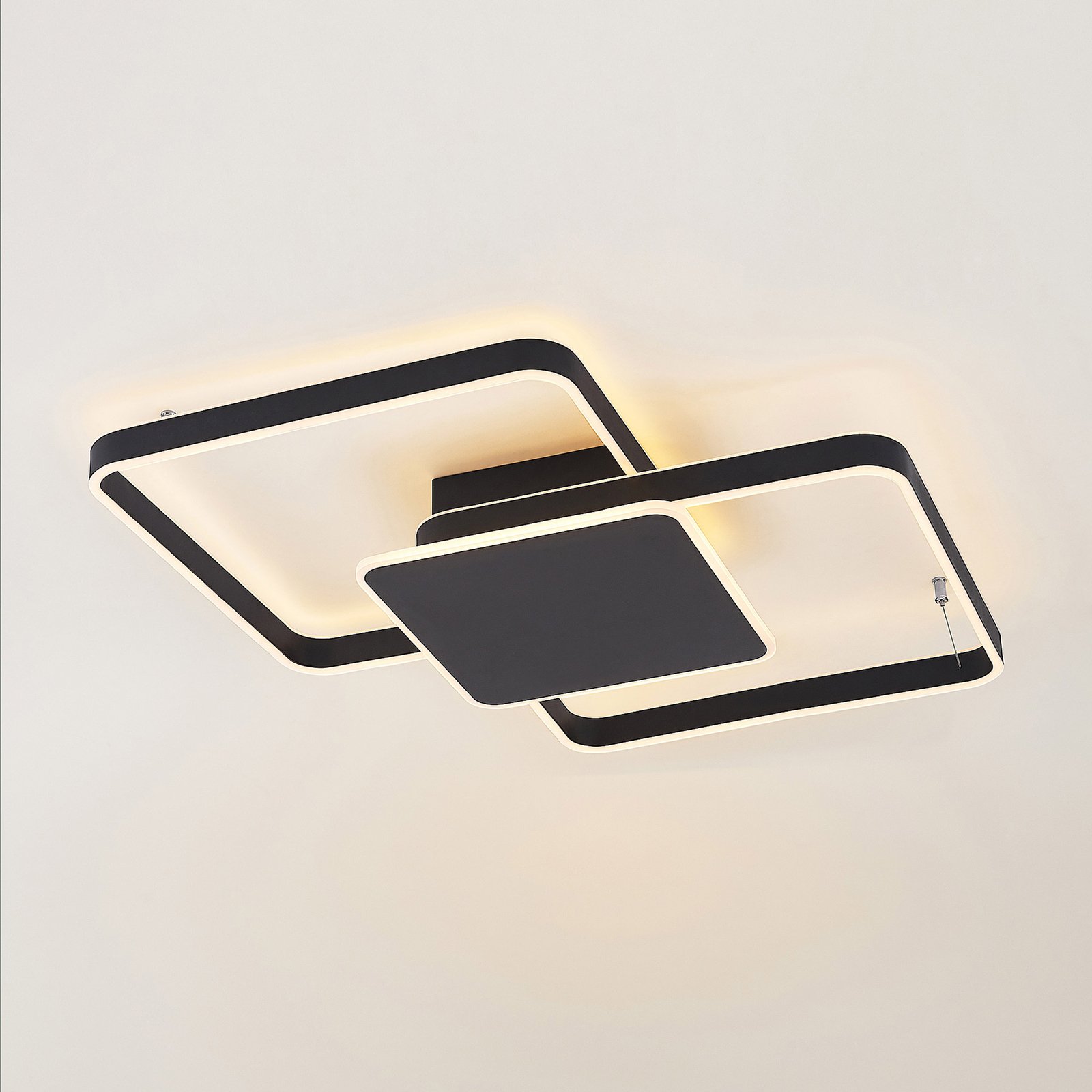 Lucande Kadira LED stropní světlo, 70 cm, černá