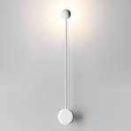 Biała designerska lampa ścienna Pin z LED