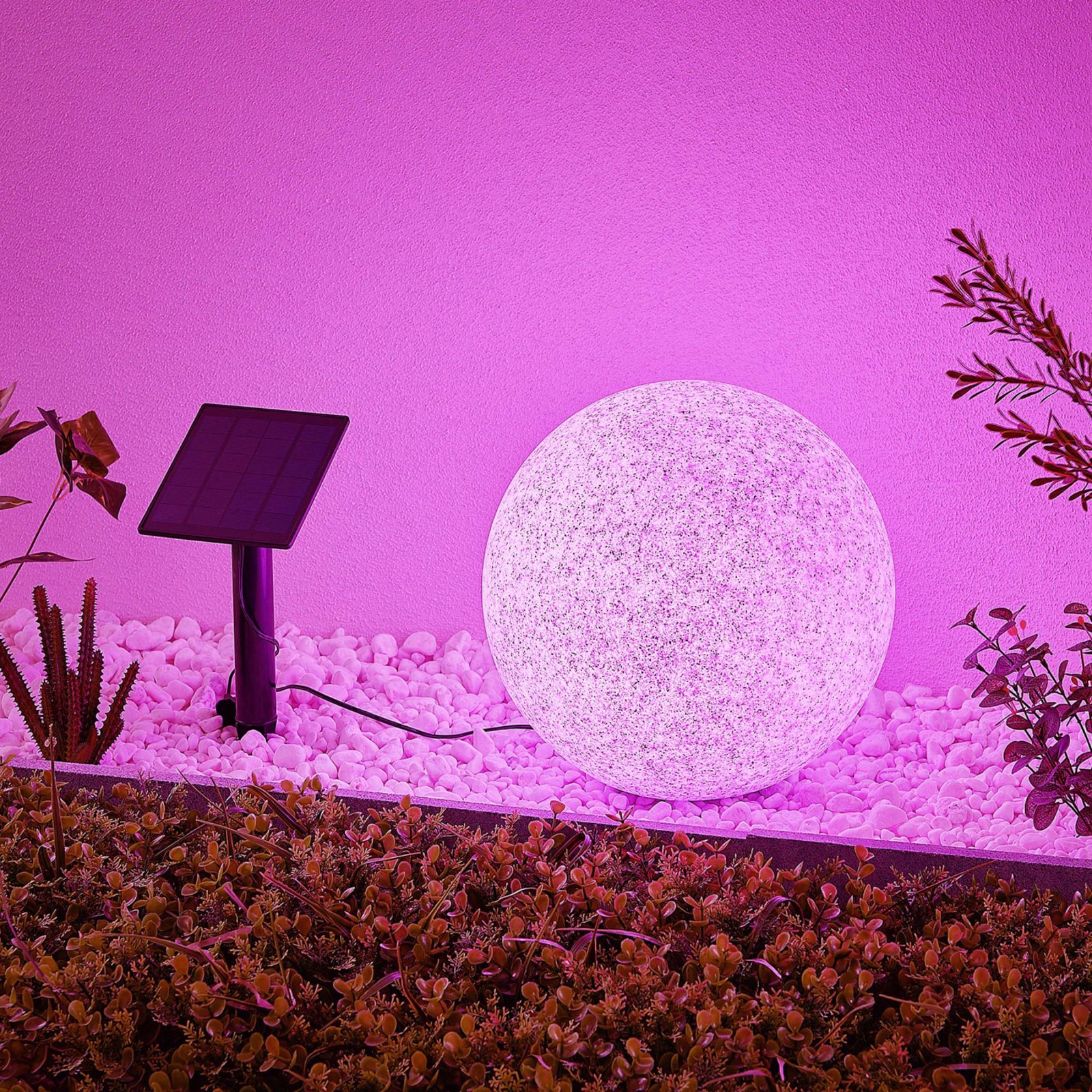 Lindby Hamela LED-Solar-Dekoleuchte, RGB, 30 cm