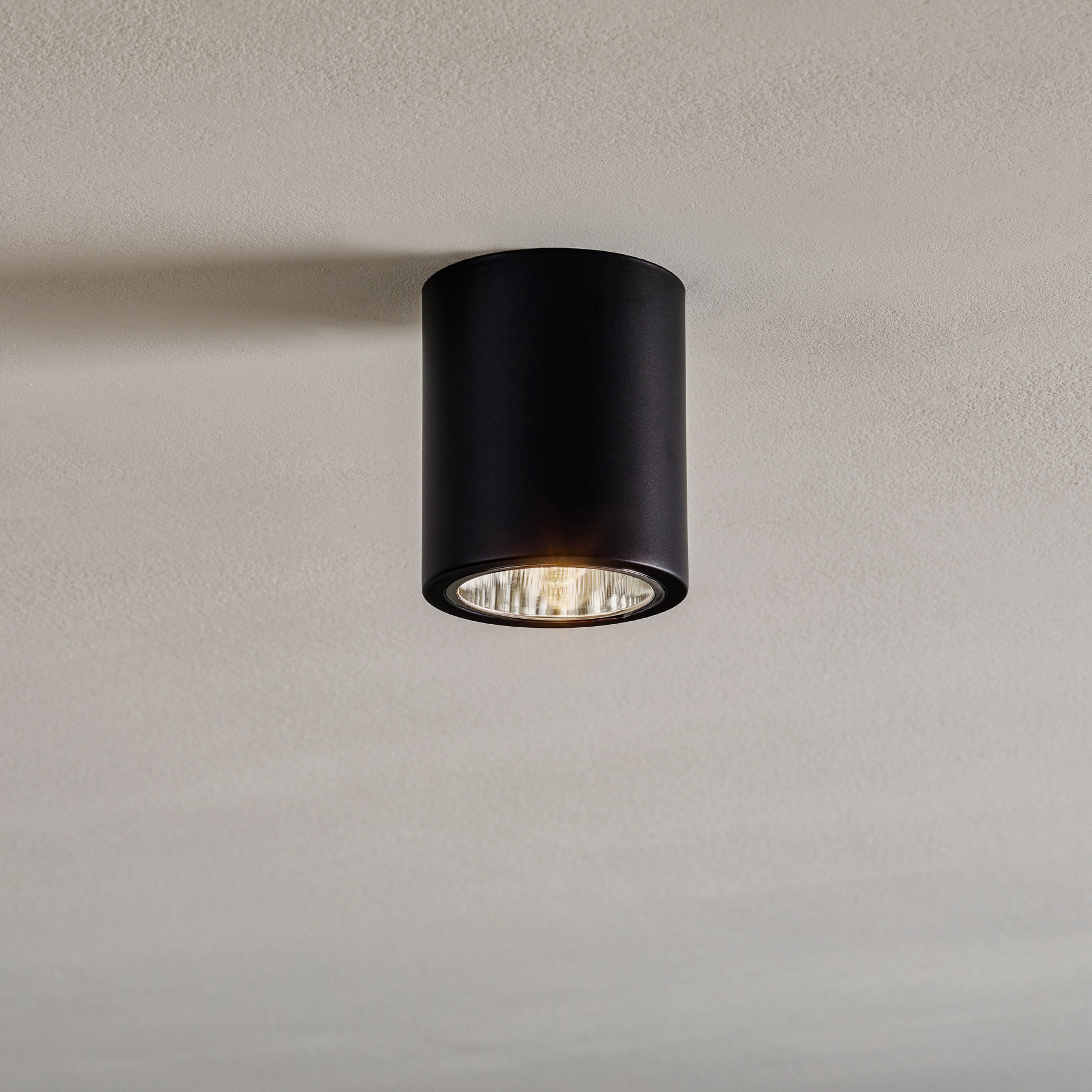 Stropní bodové osvětlení Downlight round v černé barvě