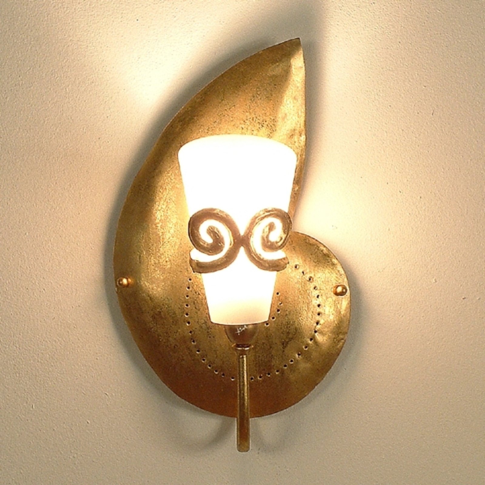 Beautiful wall lamp RIFUGIO SCHNECKE gold left