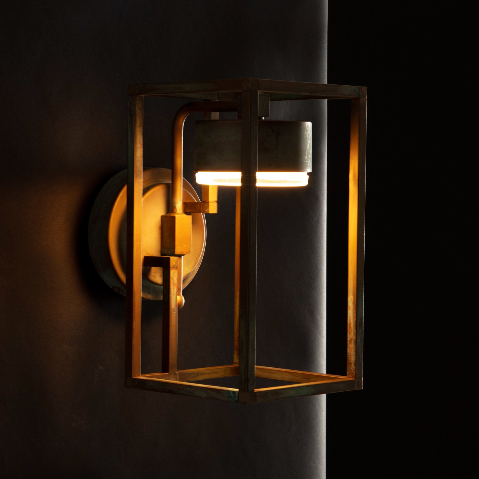 Cubic 3372 LED outdoor wall lamp brass/opal