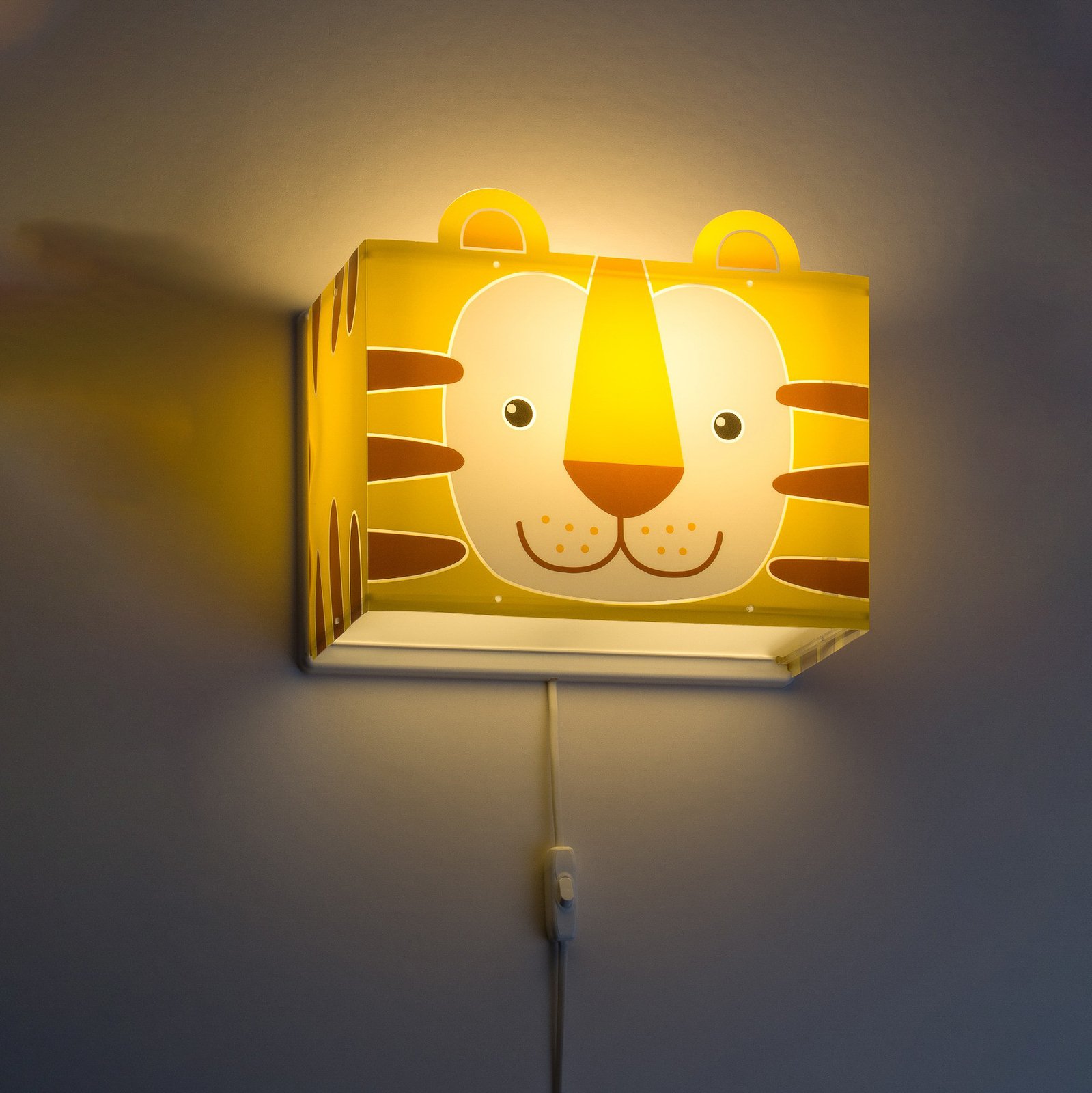 Little Tiger children’s wall light with a plug