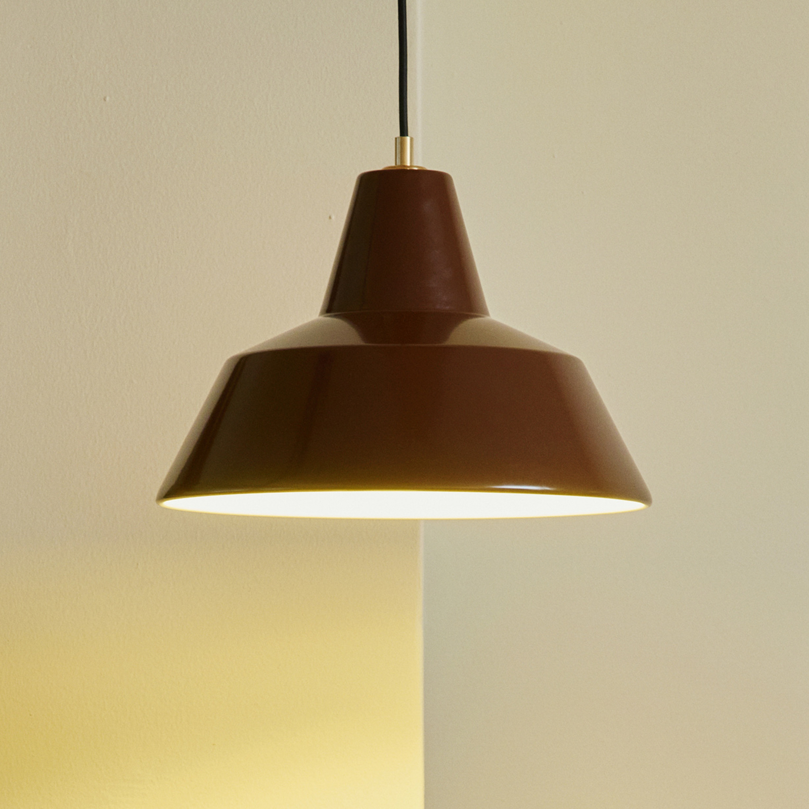 Workshop W3 Pendelleuchte braun Alu E27 - Made By Hand