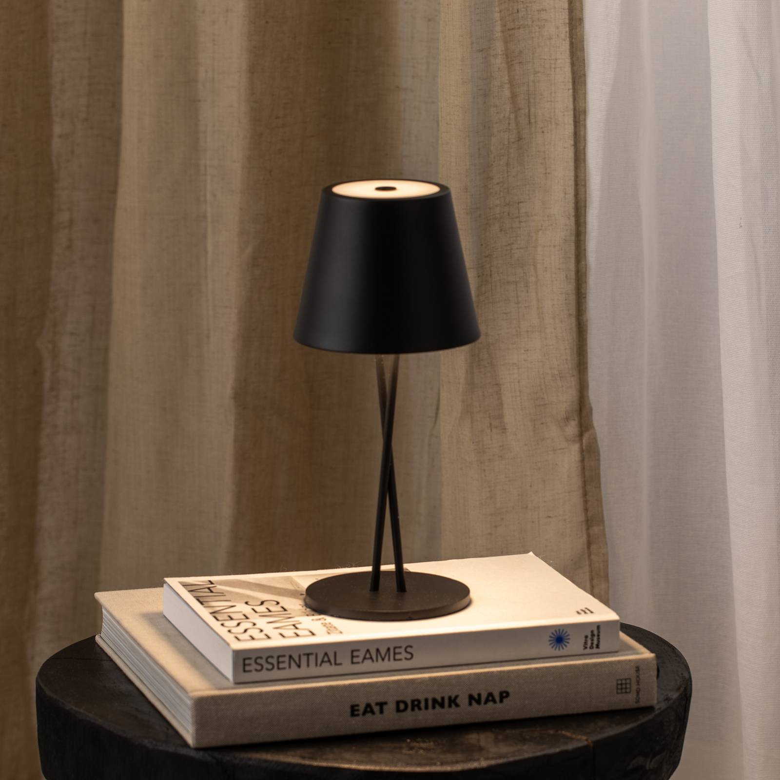 Akumulatorowa lampa stołowa LED Lindby Janea CROSS, czarna, metalowa