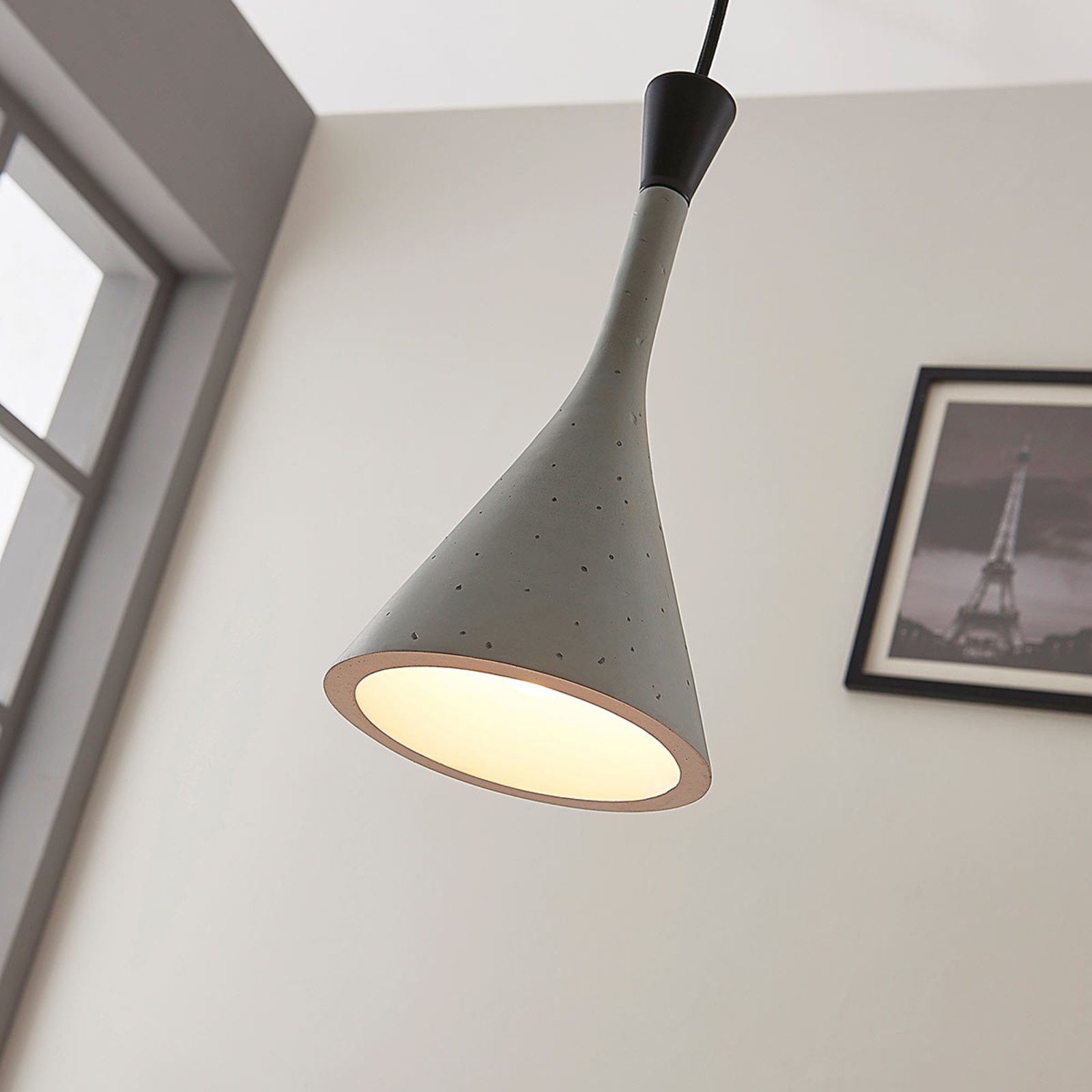 Závesná lampa Flynn, sivý betón, 1 svetlo, Ø 16 cm