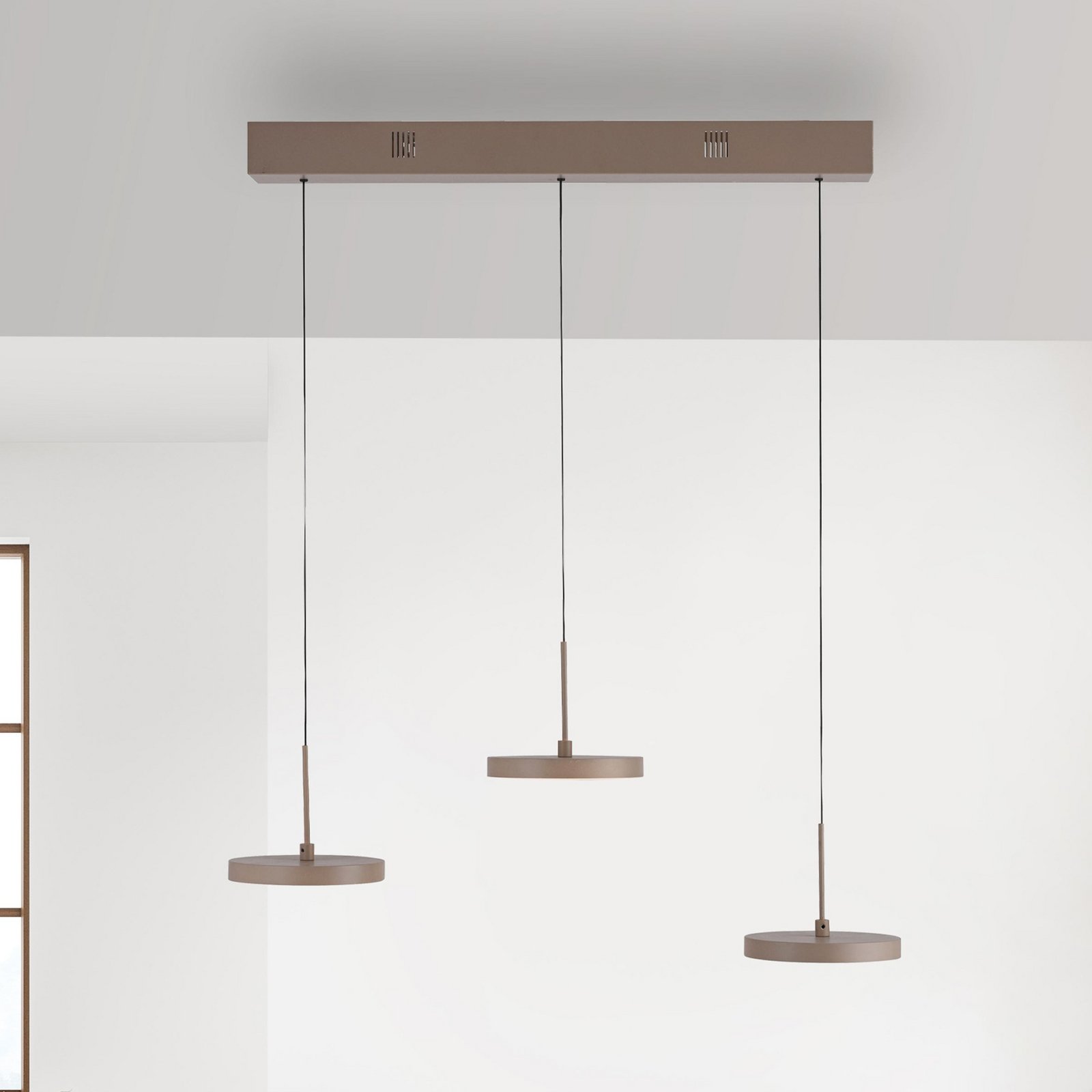 JUST LIGHT. LED hanglamp Plata, zandkleurig, 3-lamps, 3.000 K