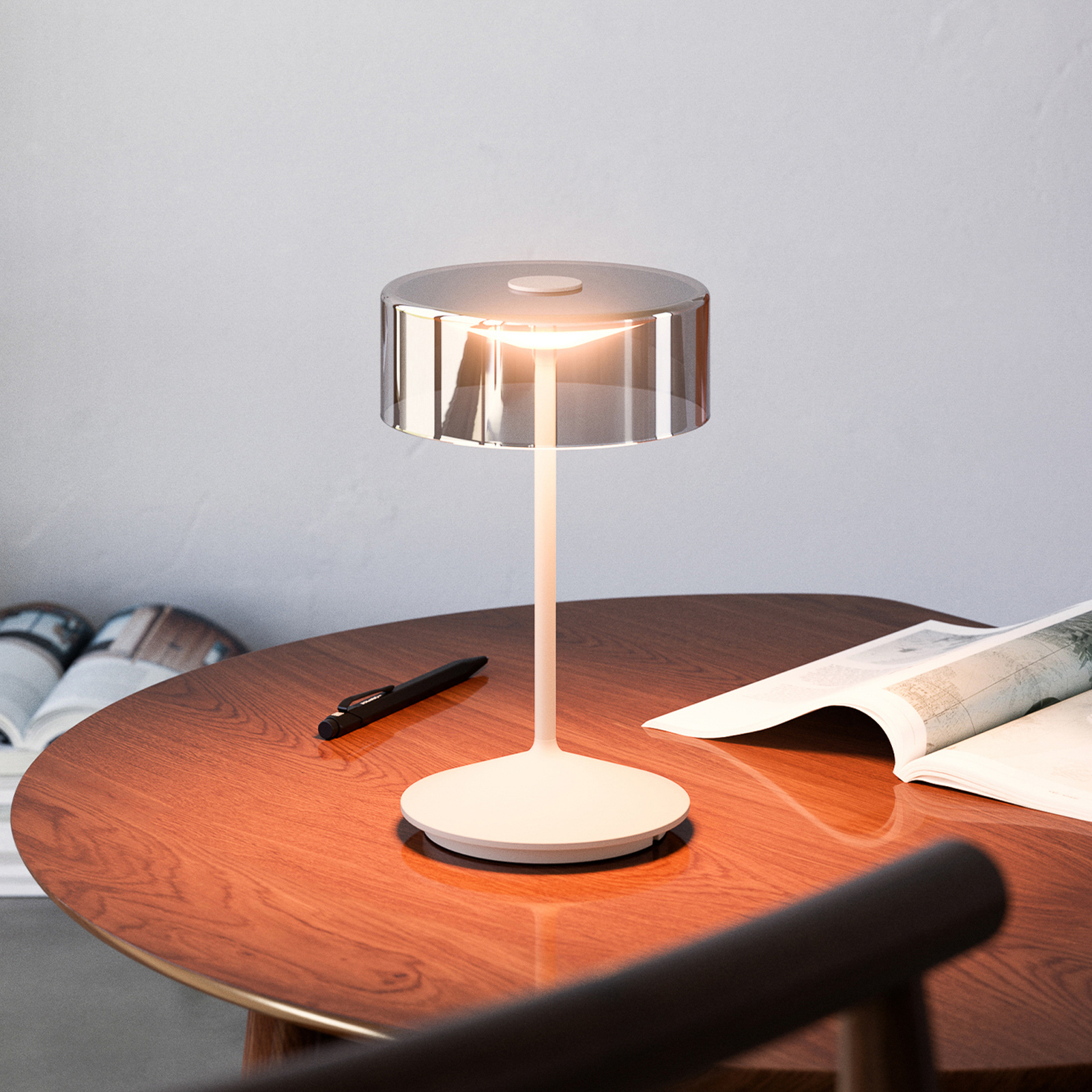 Lampa stołowa LED Numotion, IP54, beżowa