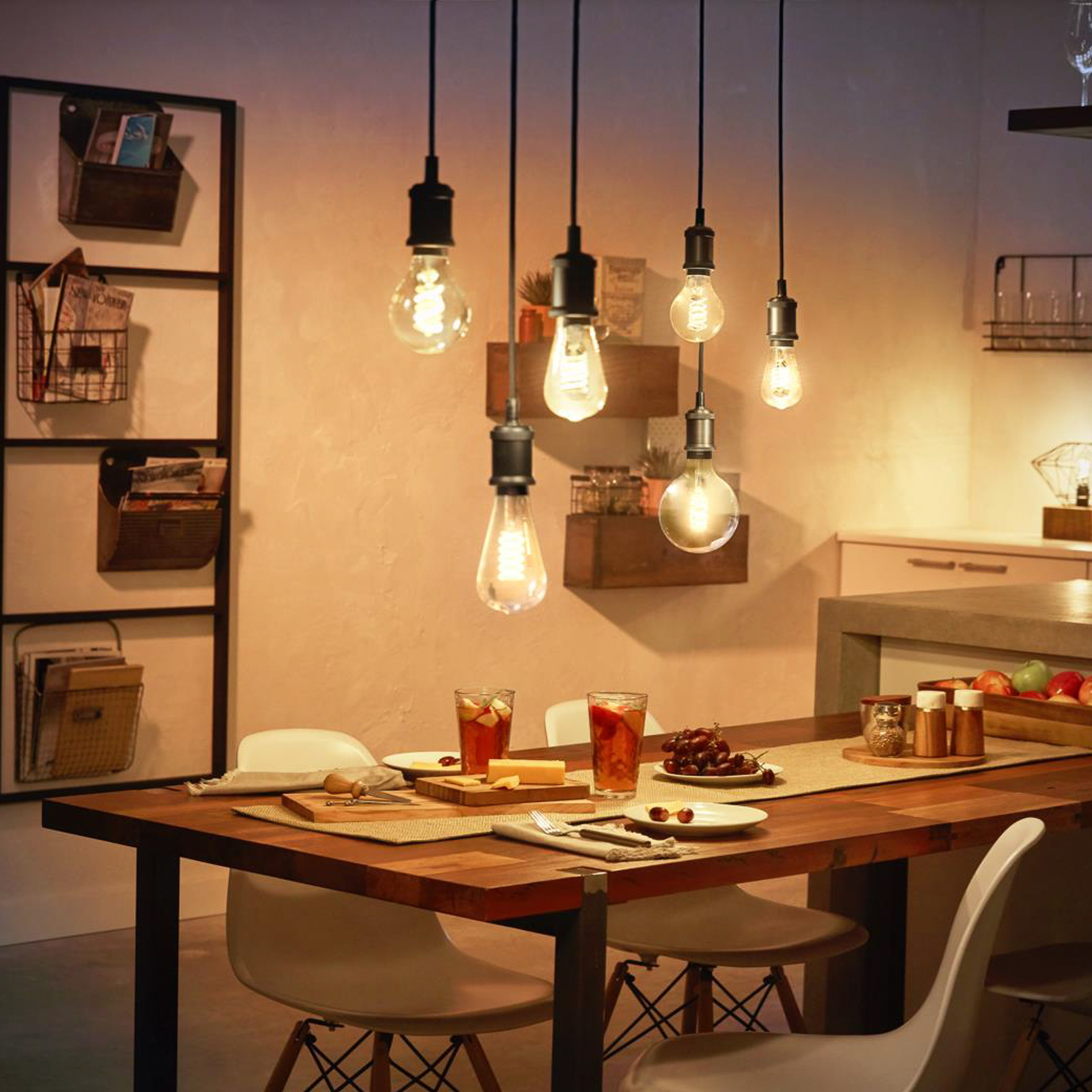 PHILIPS Hue White Filament LED E27 Giant Edison, 7 Watt