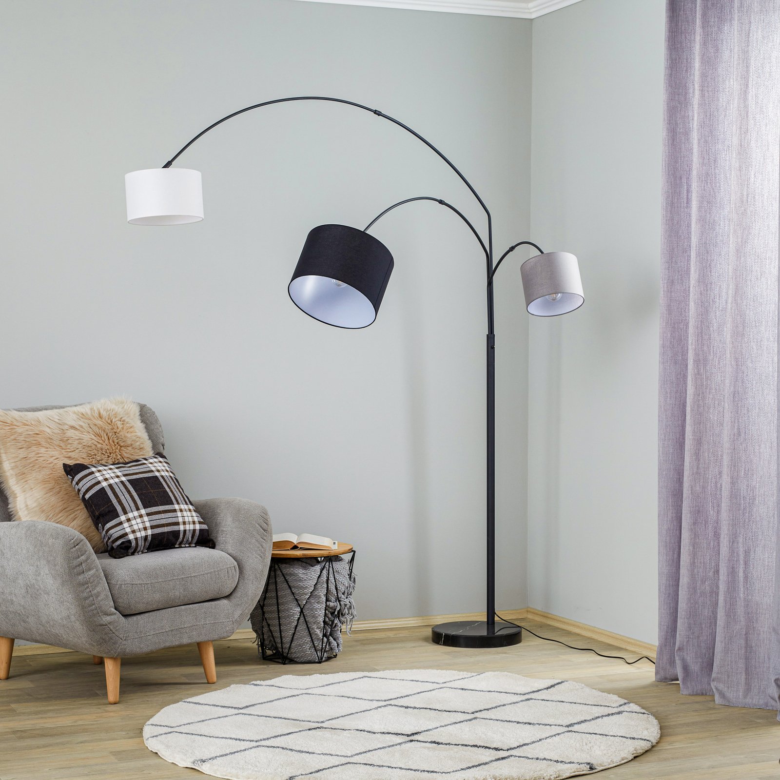 Lindby Blina floor lamp