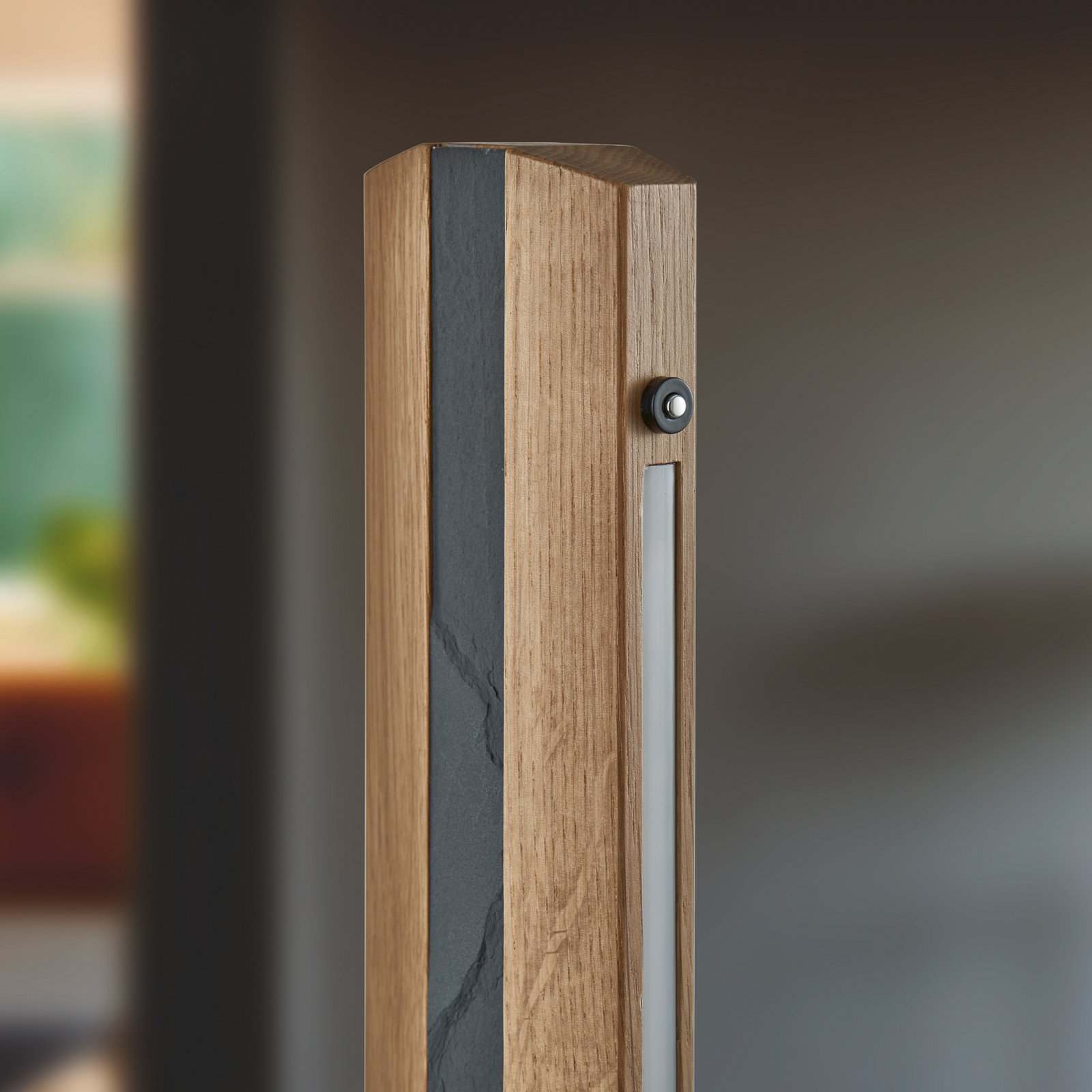 Quitani LED-Stehleuchte Elis, schwarz, Eiche, dimmbar, 148cm