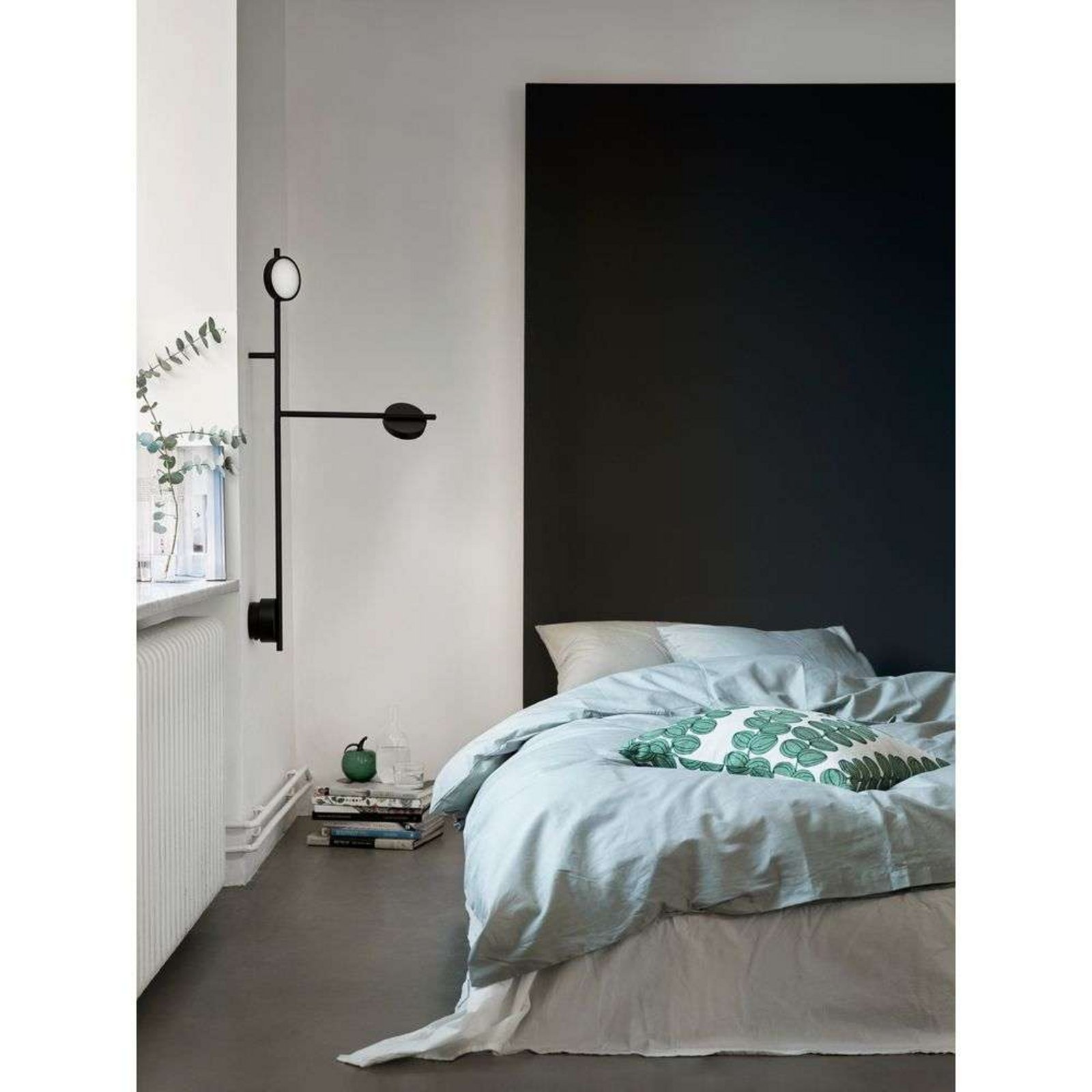 Igram Candeeiro de Parede LED Black - Grupa