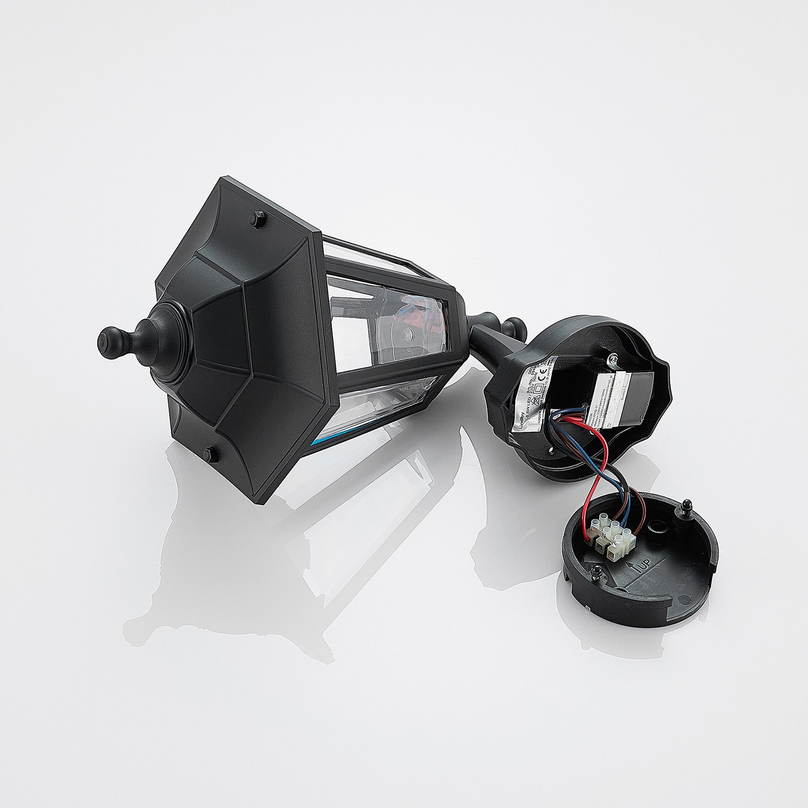 Iavo LED Buiten Wandlamp w/Sensor Black/Clear - Lindby