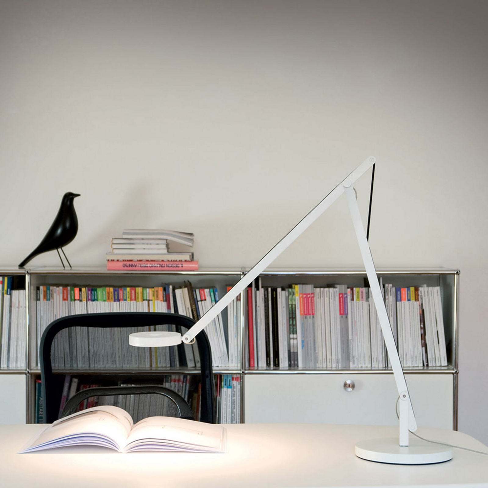 String T1 Mini Bordslampa DTW Matt White/Black - Rotaliana