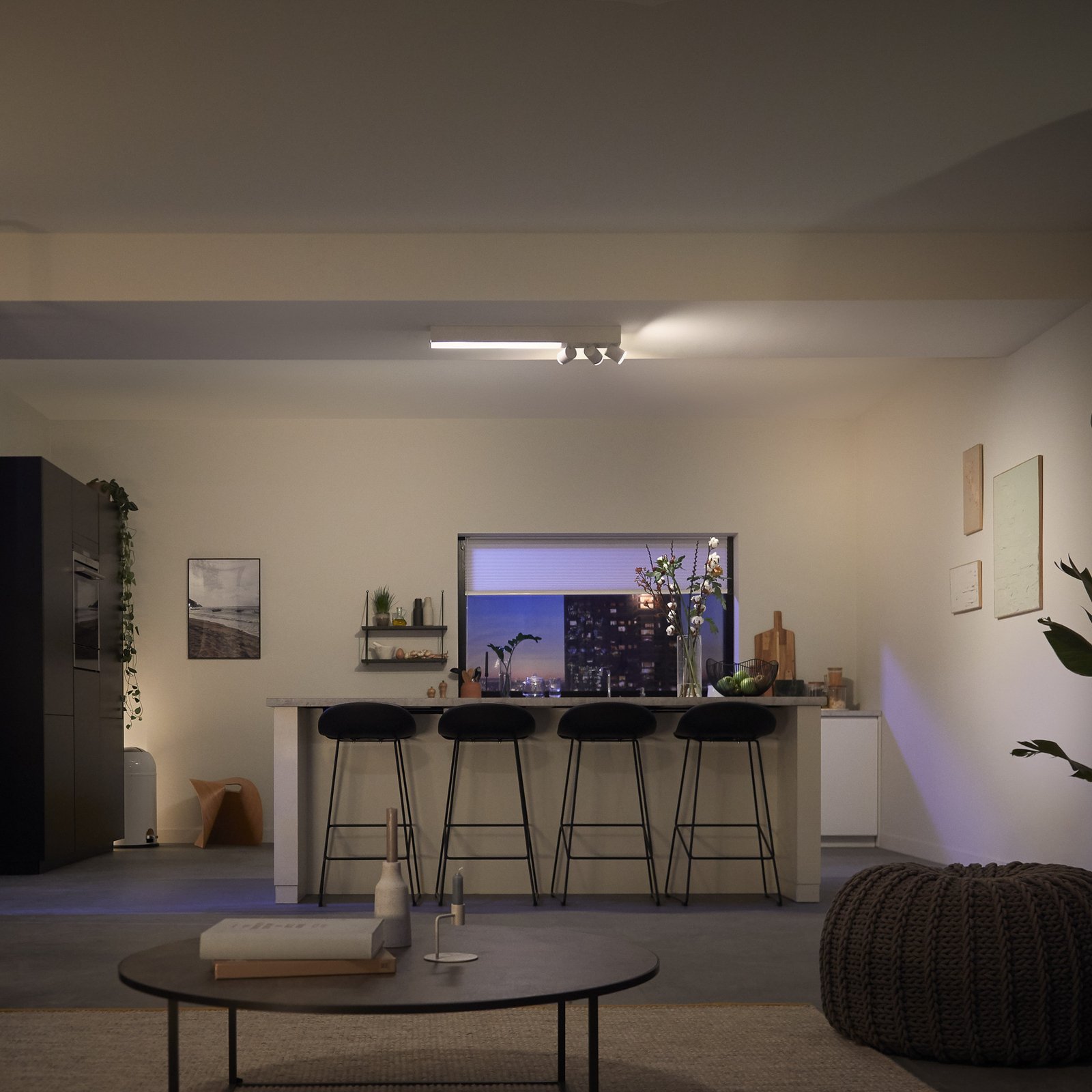 Philips Hue Centris LED-kattovalaisin, valkoinen, 3 valoa, RGB CCT