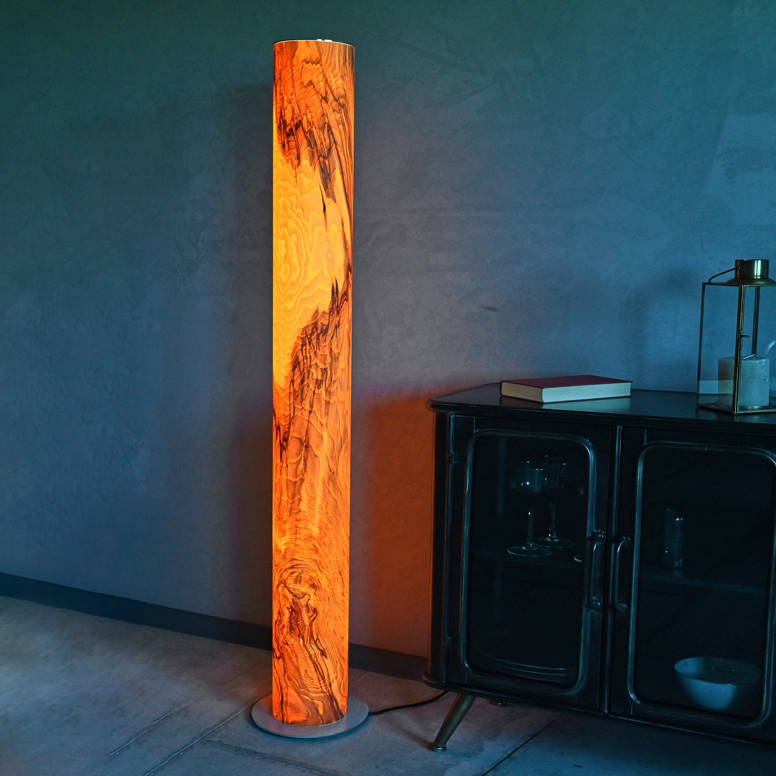 LeuchtNatur Lucerna LED floor lamp made of veneer wood