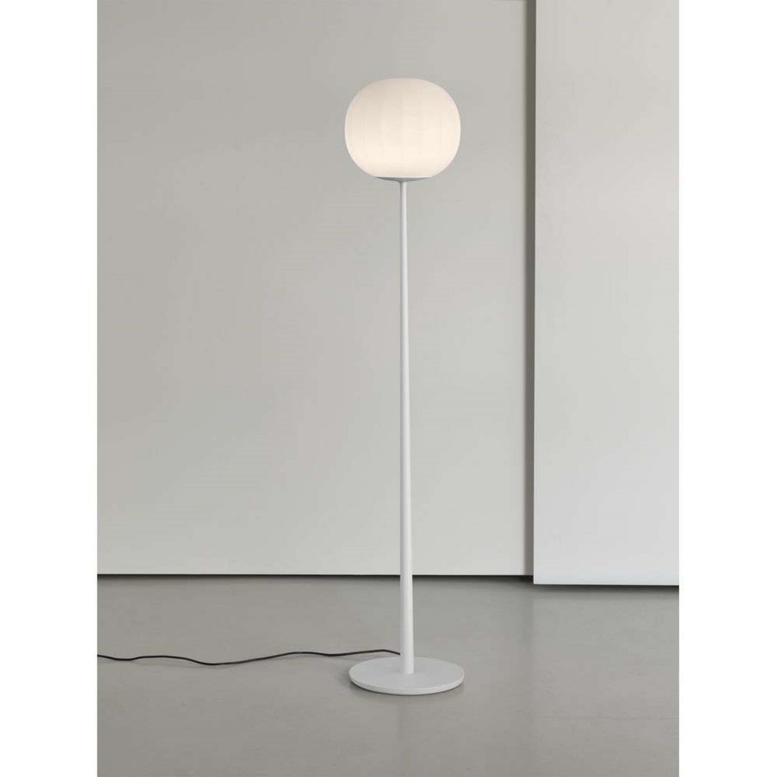 Lita Gulvlampe Ø42 White Luceplan - Stue - Glas