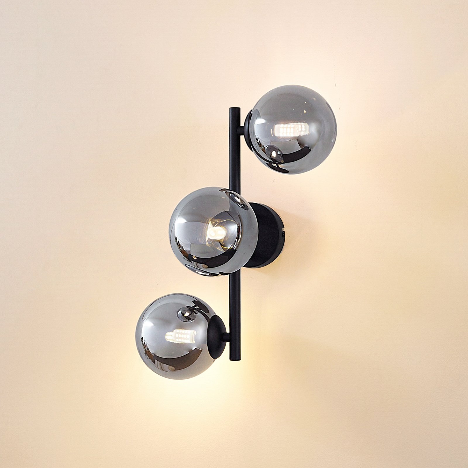 Lindby Wandleuchte Orbelia, schwarz, 3-flammig, Glas, G9