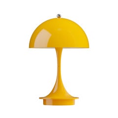 Panthella 160 Portable Tischleuchte V3 Opaque Gelb - Louis Poulsen