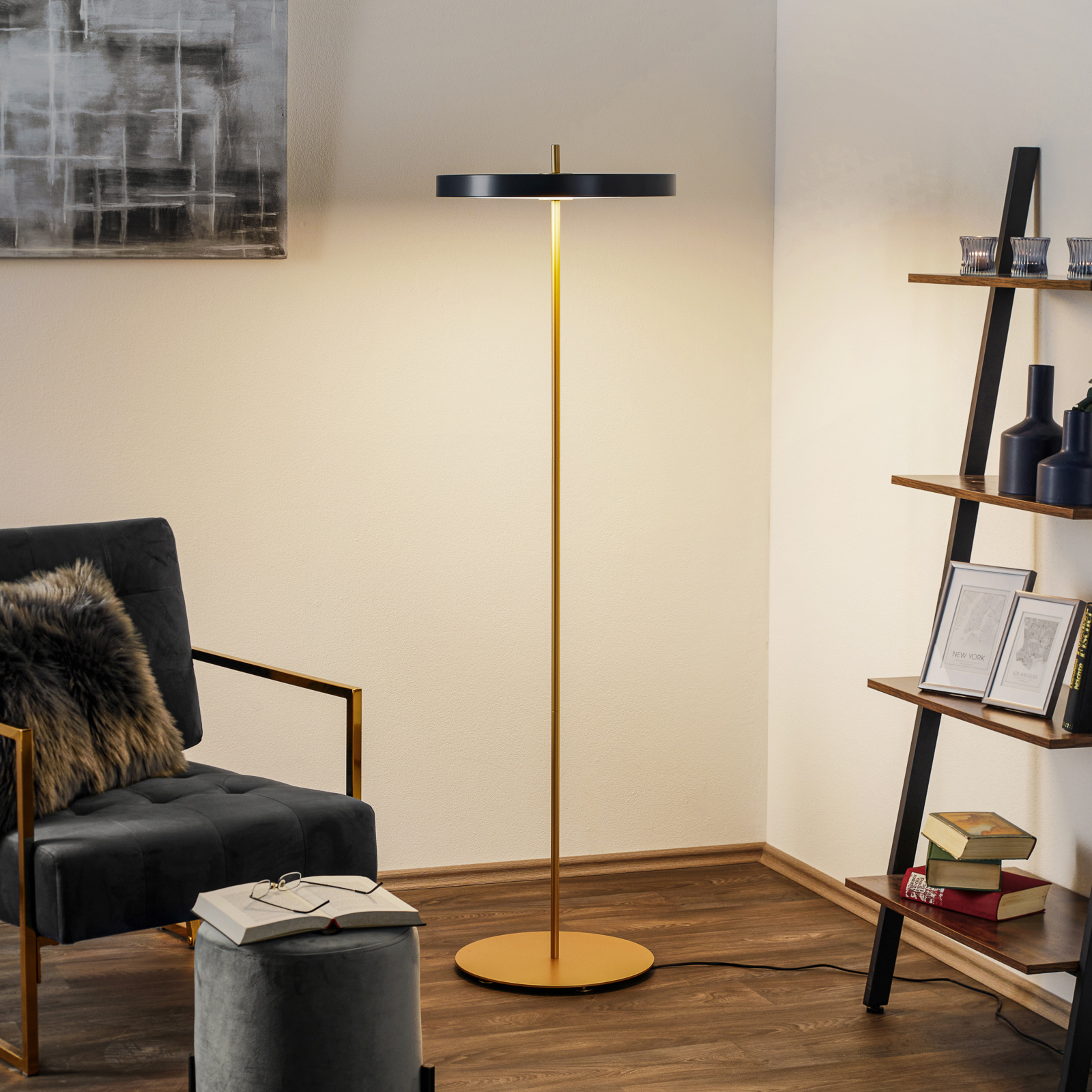 UMAGE Asteria Floor LED-Stehlampe
