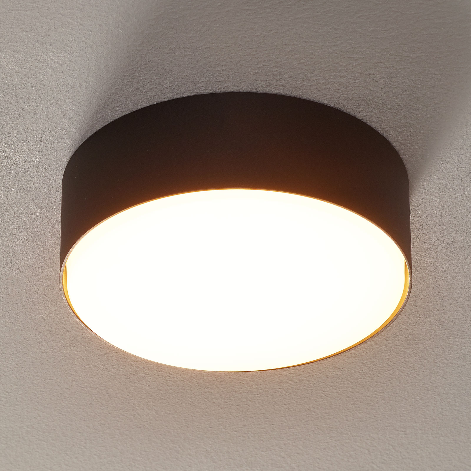 WEVER & DUCRÉ Roby IP44 ceiling lamp, 2,700K