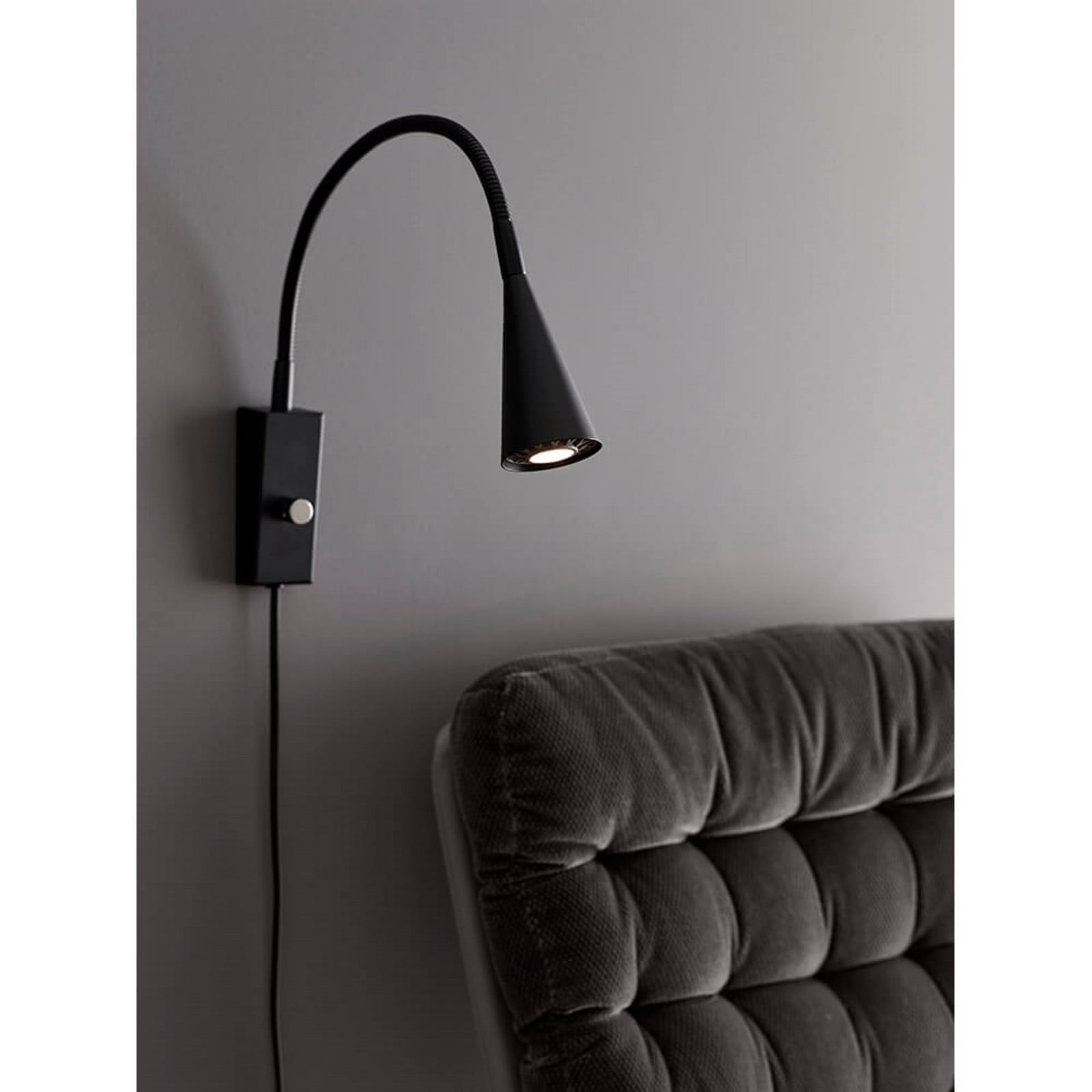 Ledro V&auml;gglampa Matt Vit LED 12V Dimbar Belid - Sovrum - Metall
