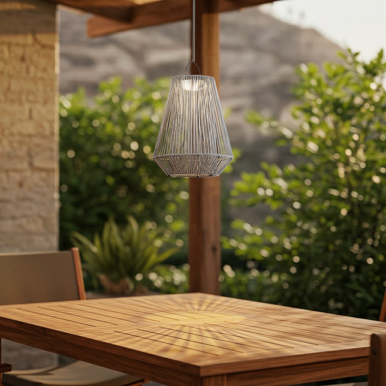 Austas LED-solcellelampe, Ø 32 cm, grå, USB, IP54 - Lindby