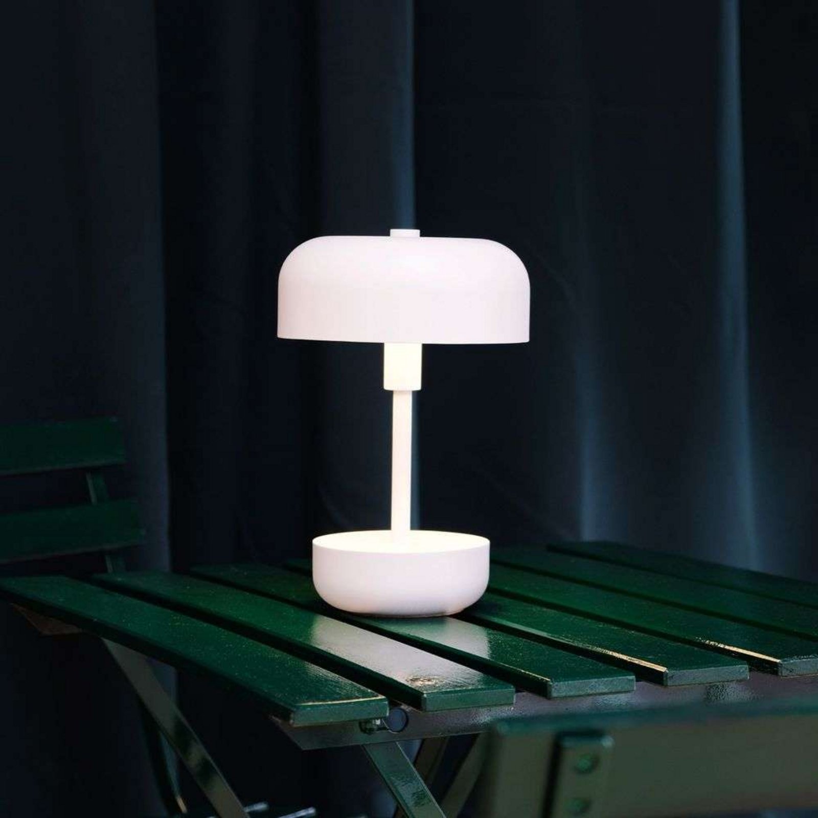 Haipot LED Portable Lampă de Masă White - DybergLarsen