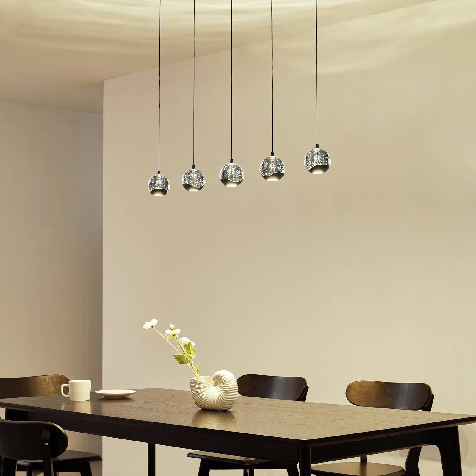 Lucande LED-Pendellampe Hayley, schwarz, 5-fl., länglich günstig online kaufen