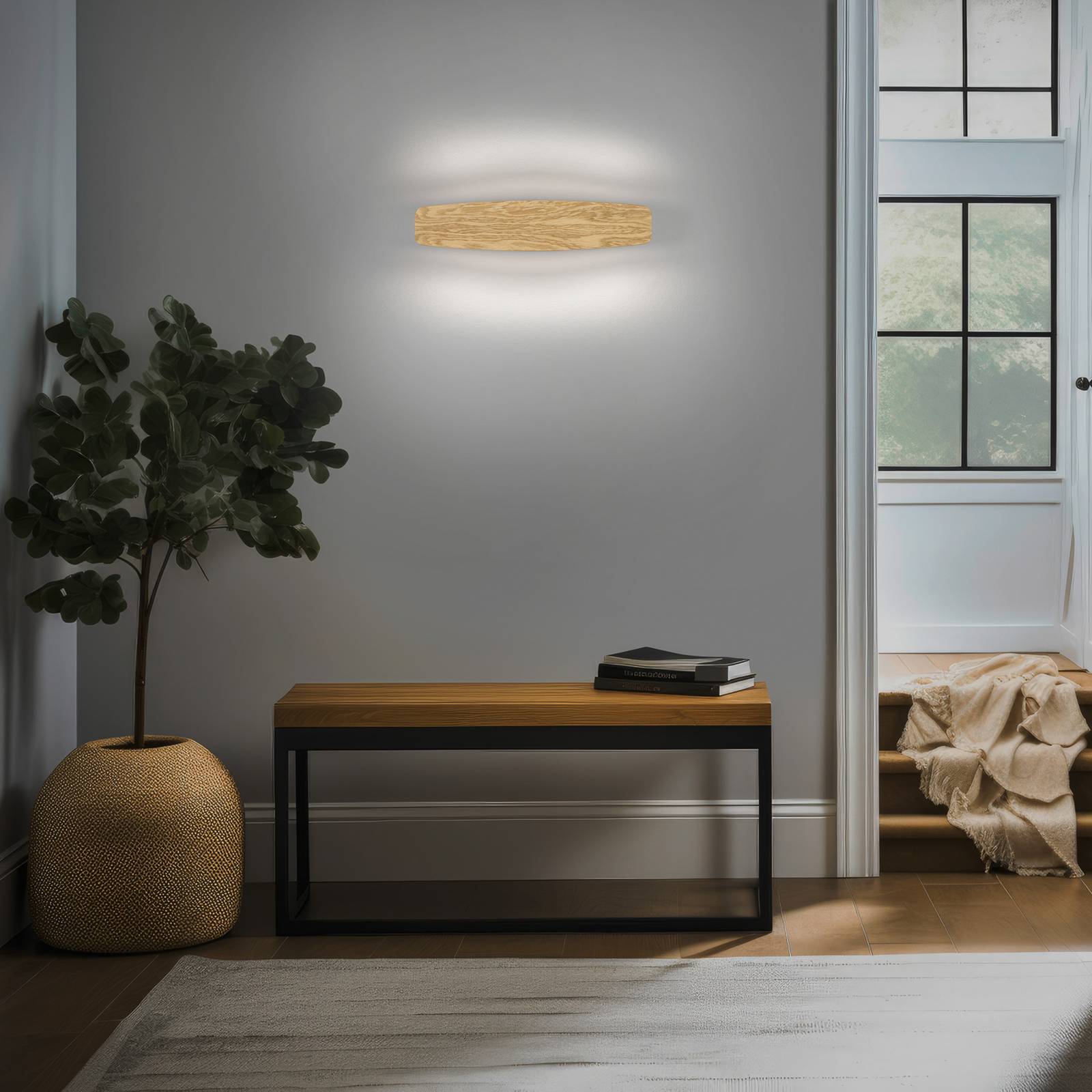 Levně Quitani LED nástěnné svítidlo Persida, dub, 48 cm