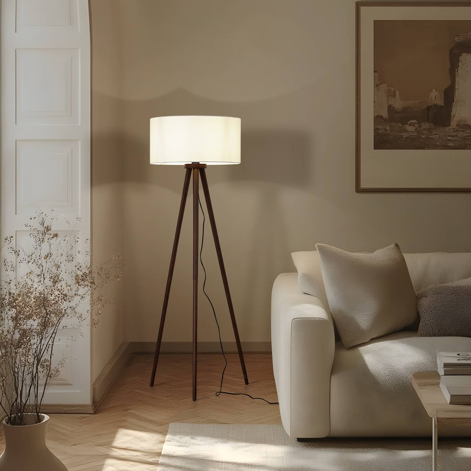 Lindby Stehleuchte Charlia, weiß, Wallnussholz, Höhe 150 cm günstig online kaufen