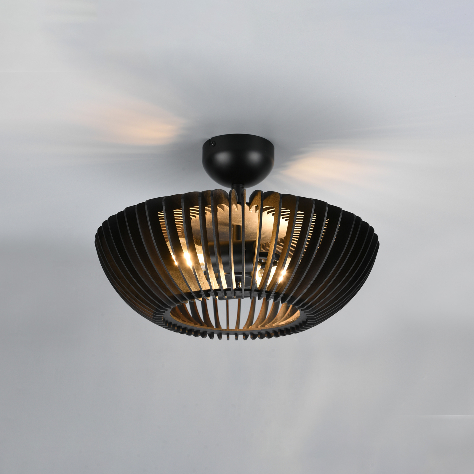 Plafondlamp Colino van houtlamellen, zwart