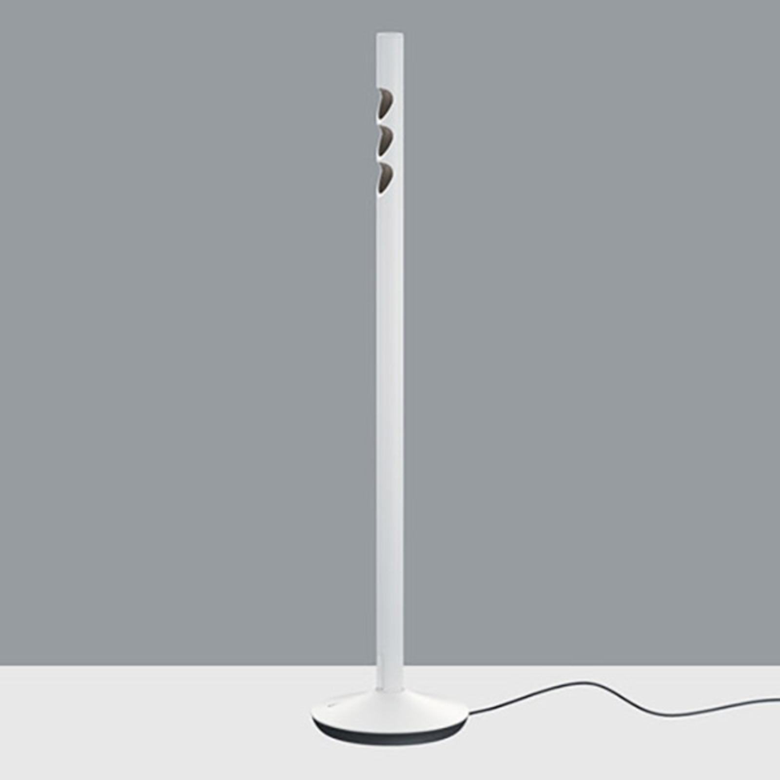 ERCO Lucy LED stolní lampa s nohou, bílá 930