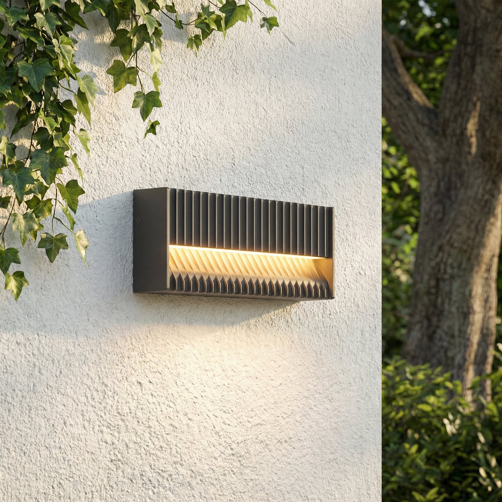 Tavion LED vanjska zidna svjetiljka, antracit, 25 cm, IP65 - Lucande Tavion LED vanjska zidna svjetiljka, antracit, 25 cm, IP65 - Lucande