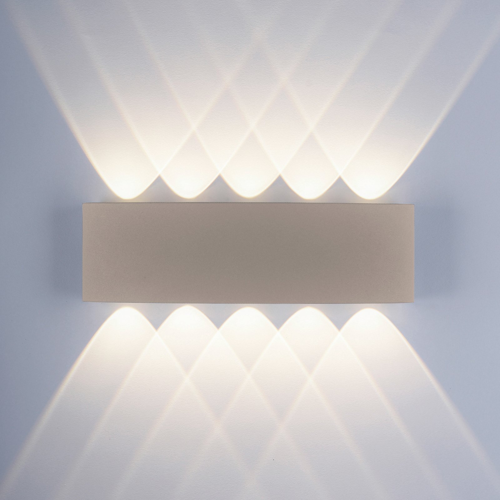 Paul Neuhaus applique da esterni LED Carlo, 27 cm, color sabbia