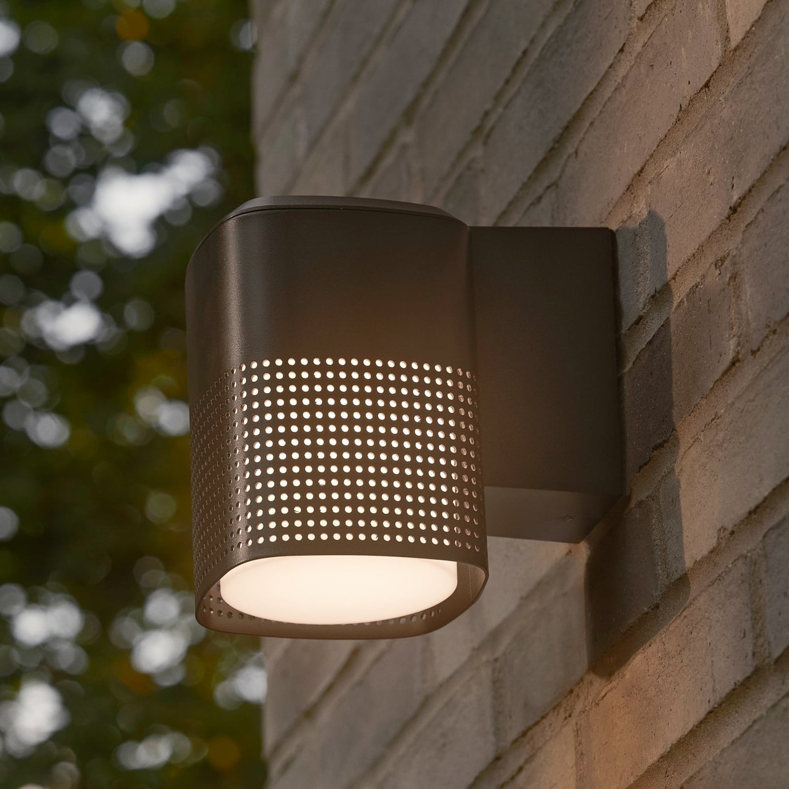 Sidara Seaside outdoor wall lamp, black, IP54, E27 - Nordlux
