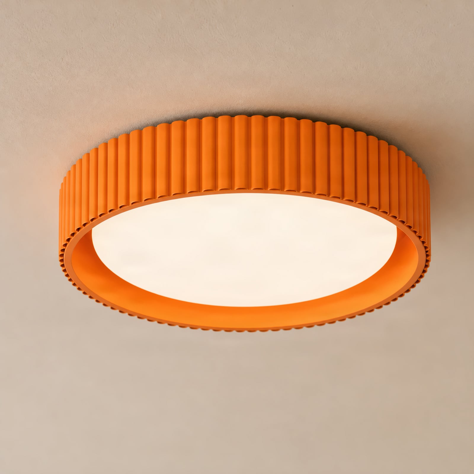Stropné LED svetlo Colbie, oranžové s rebrovaním, Ø 46 cm, stmievateľné – Lindby Stropné LED svetlo Colbie, oranžové s rebrovaním, Ø 46 cm, stmievateľné – Lindby