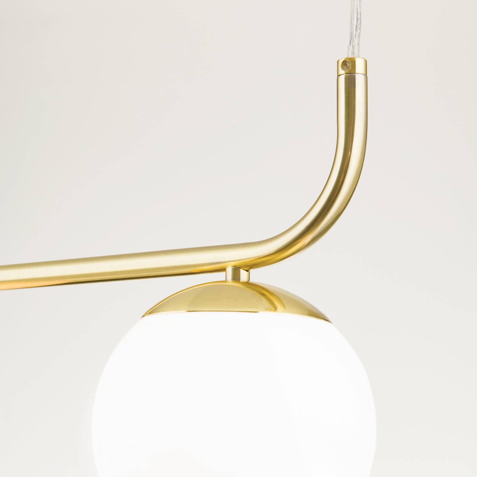 Lampa wisząca Madis z trzema kulistymi kloszami