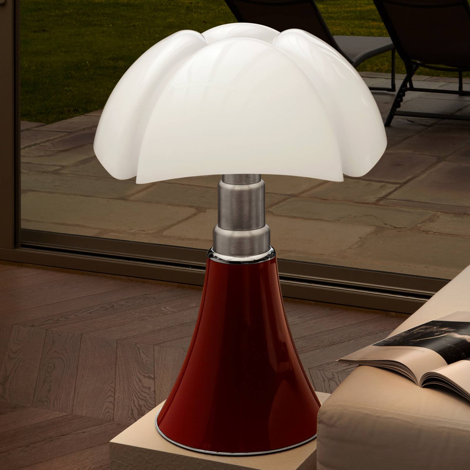 Image of Lampe à poser à hauteur réglable PIPISTRELLO rouge 8033383514774