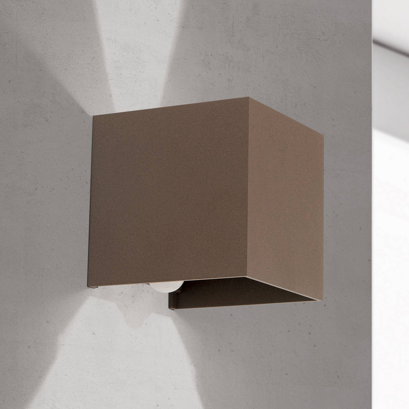 Kinkiet zewnętrzny LED Cube-S, corten, metal, czujnik